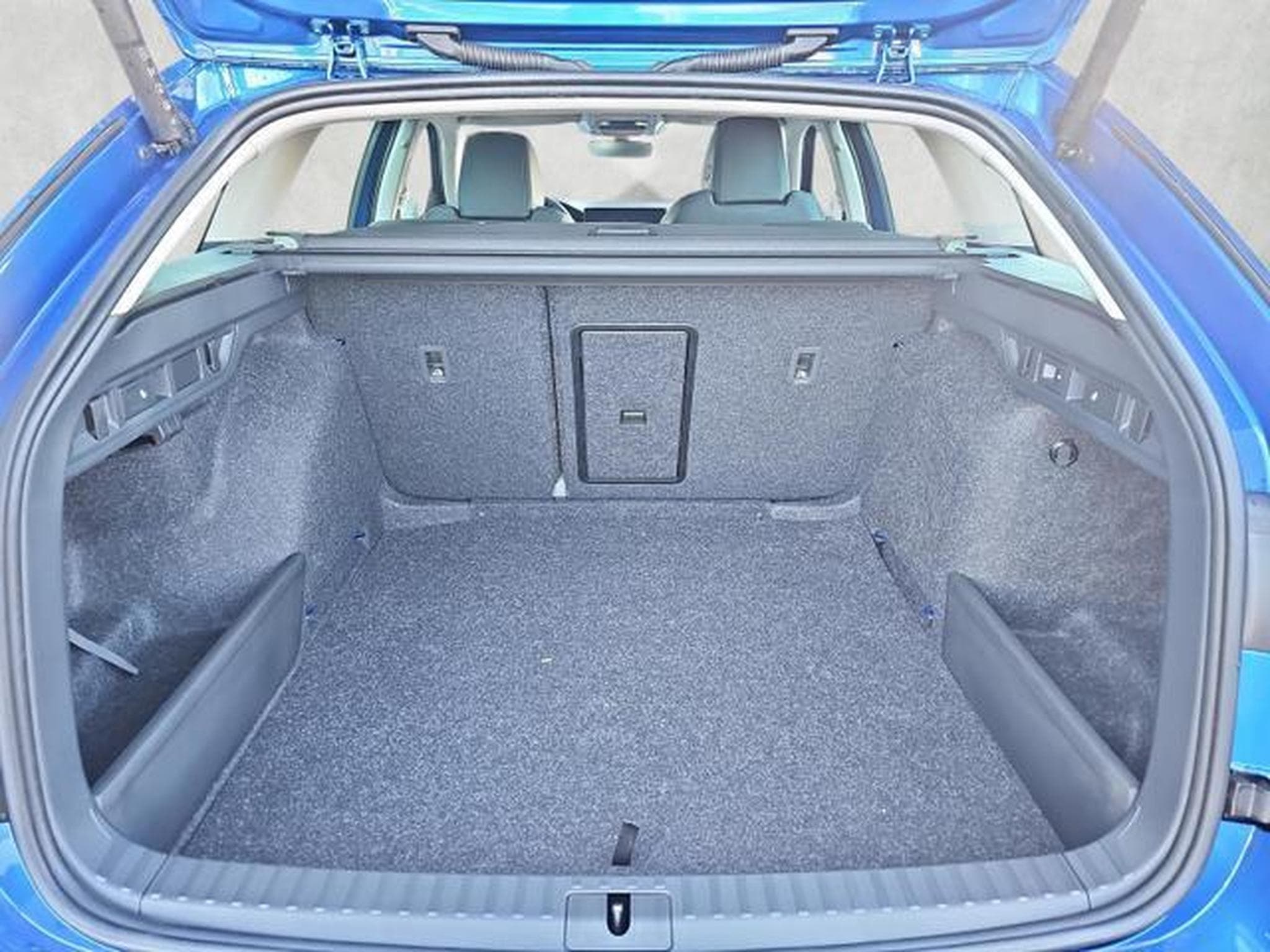 Skoda Octavia 2.0 TDI 110 kW Selection (2025) - Photo 14