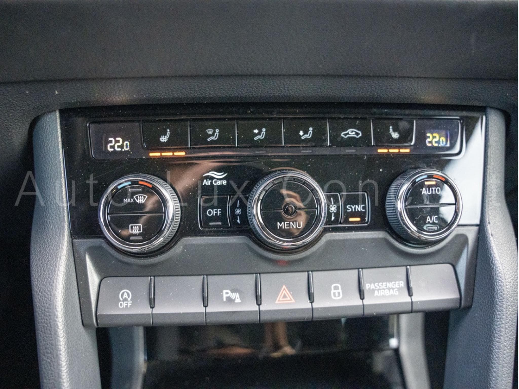 Skoda Karoq 1.5 TSI 150 Style DSG (2018) - Photo 17