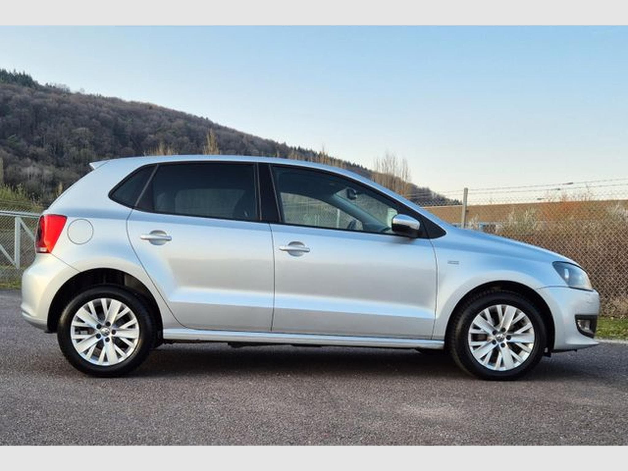 VW Polo Polo 1.2 Life, 5 Türer, SH, Tempomat, wenig KM. (2013) - Photo 7