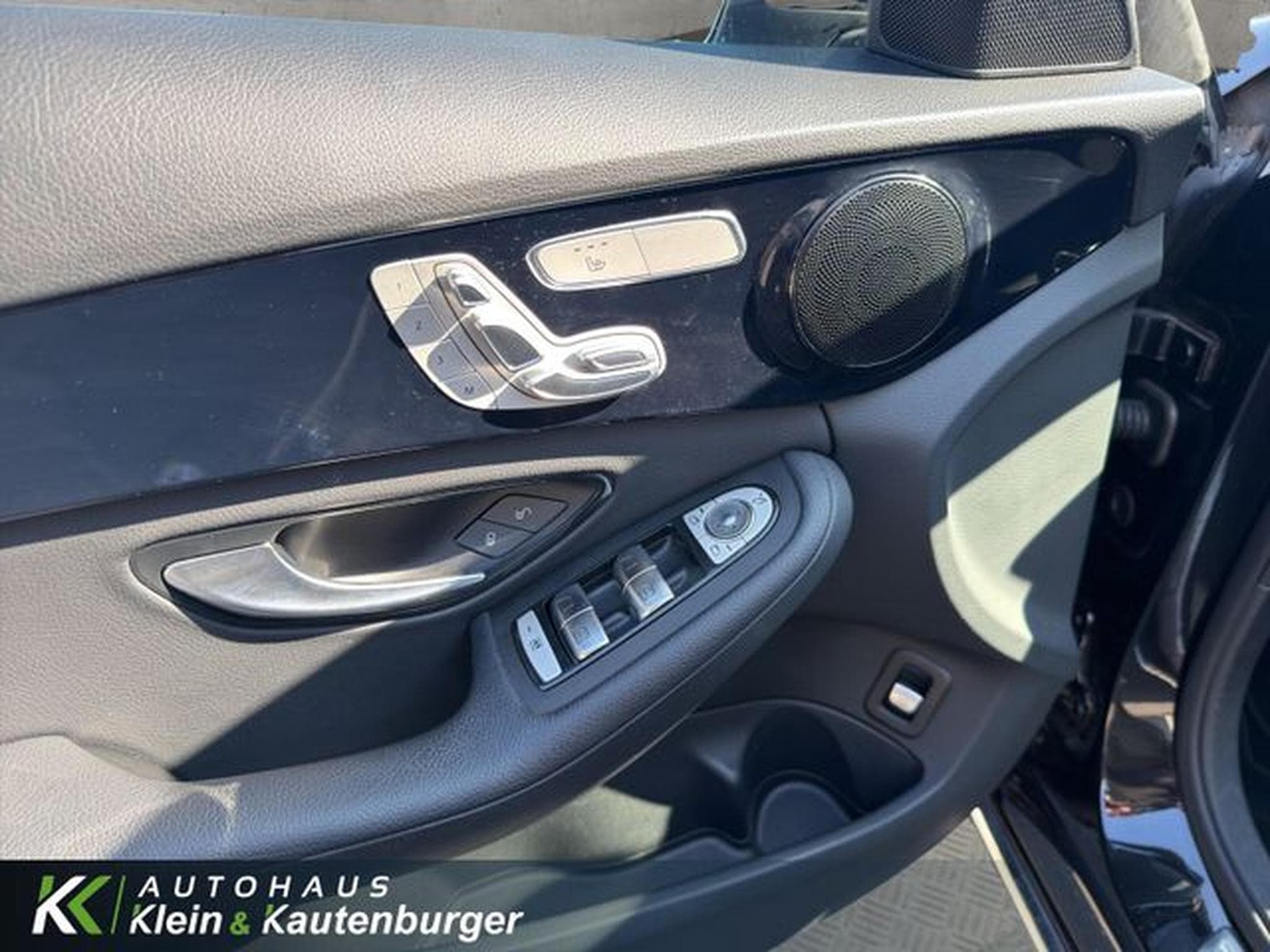 Mercedes C 220 C 220 d T Avantgarde 4Matic+MEMORY+TOTWIN+KAMERA (2020) - Foto 11