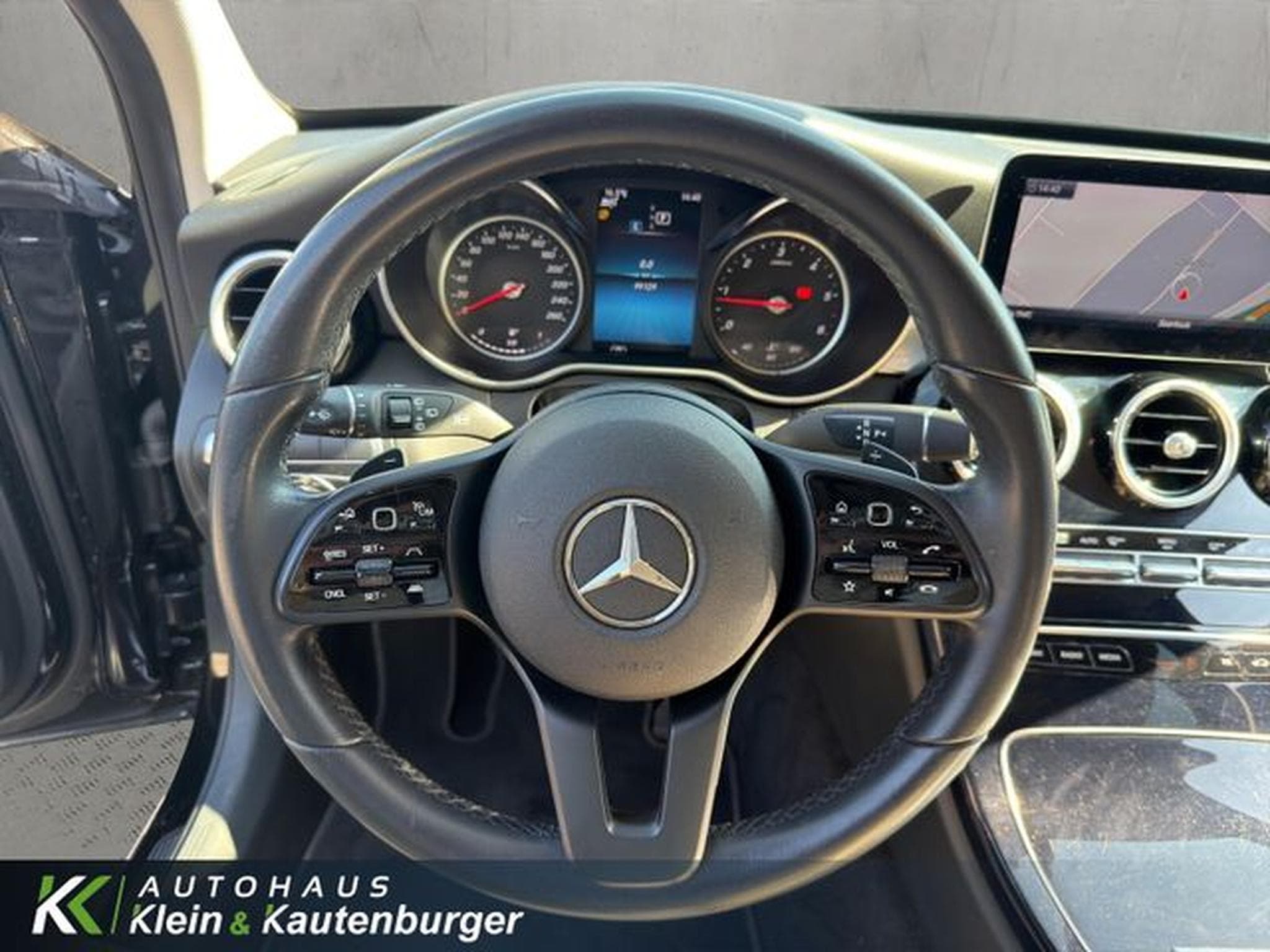Mercedes C 220 C 220 d T Avantgarde 4Matic+MEMORY+TOTWIN+KAMERA (2020) - Foto 14