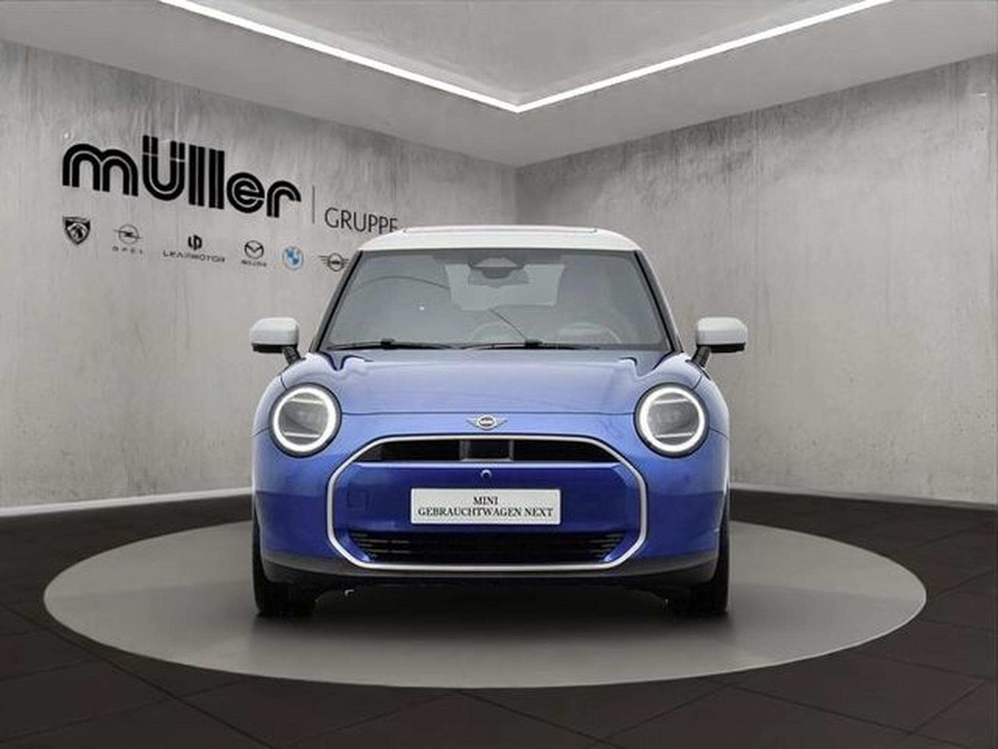 MINI Cooper Cooper E FAVOURED TRIM LED PANO HUD HARMAN KARDO (2024) - Foto 2