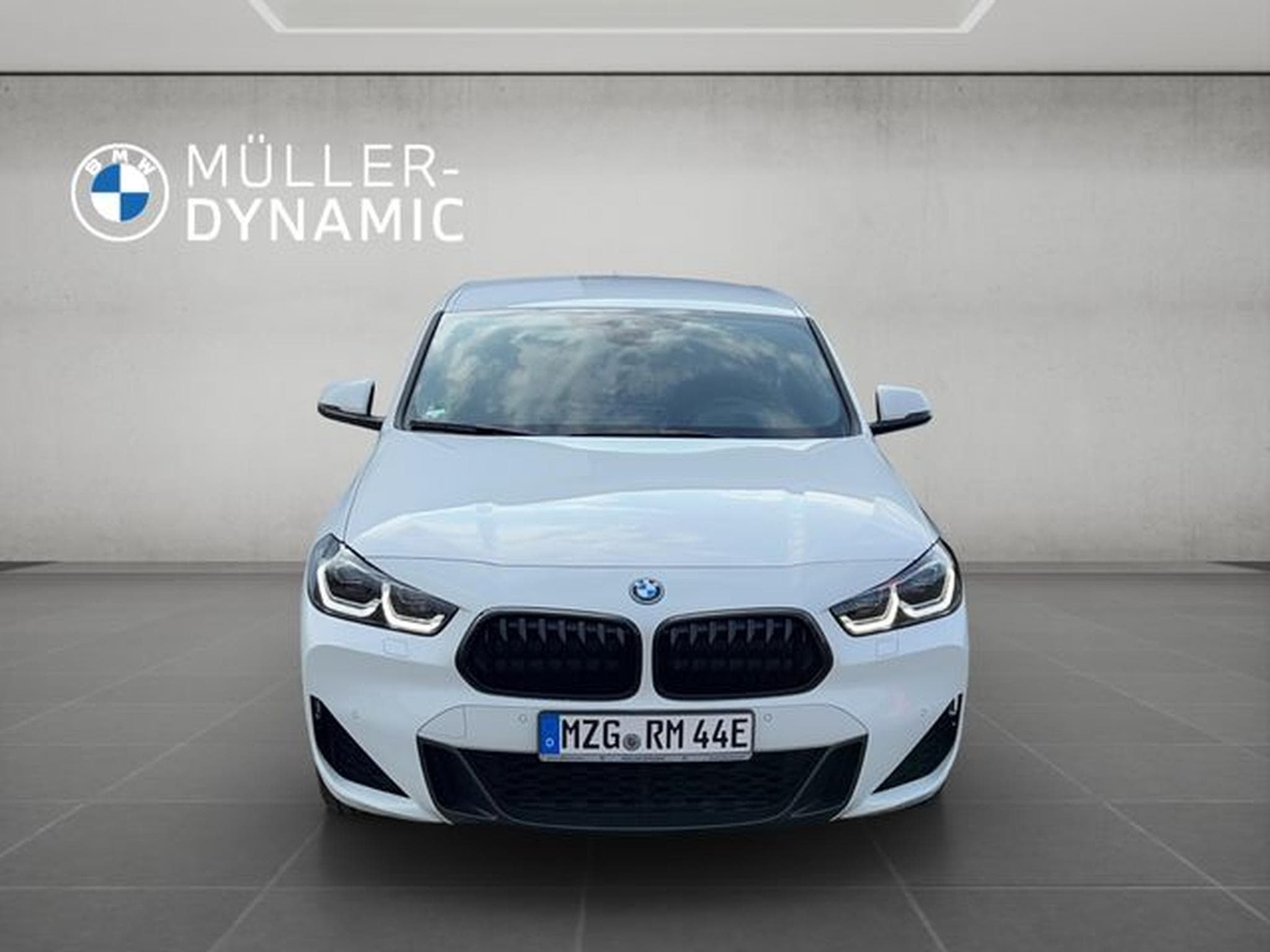 BMW X2 X2 xDrive25e M Sport M Sportpaket Head-Up DAB (2024) - Photo 2