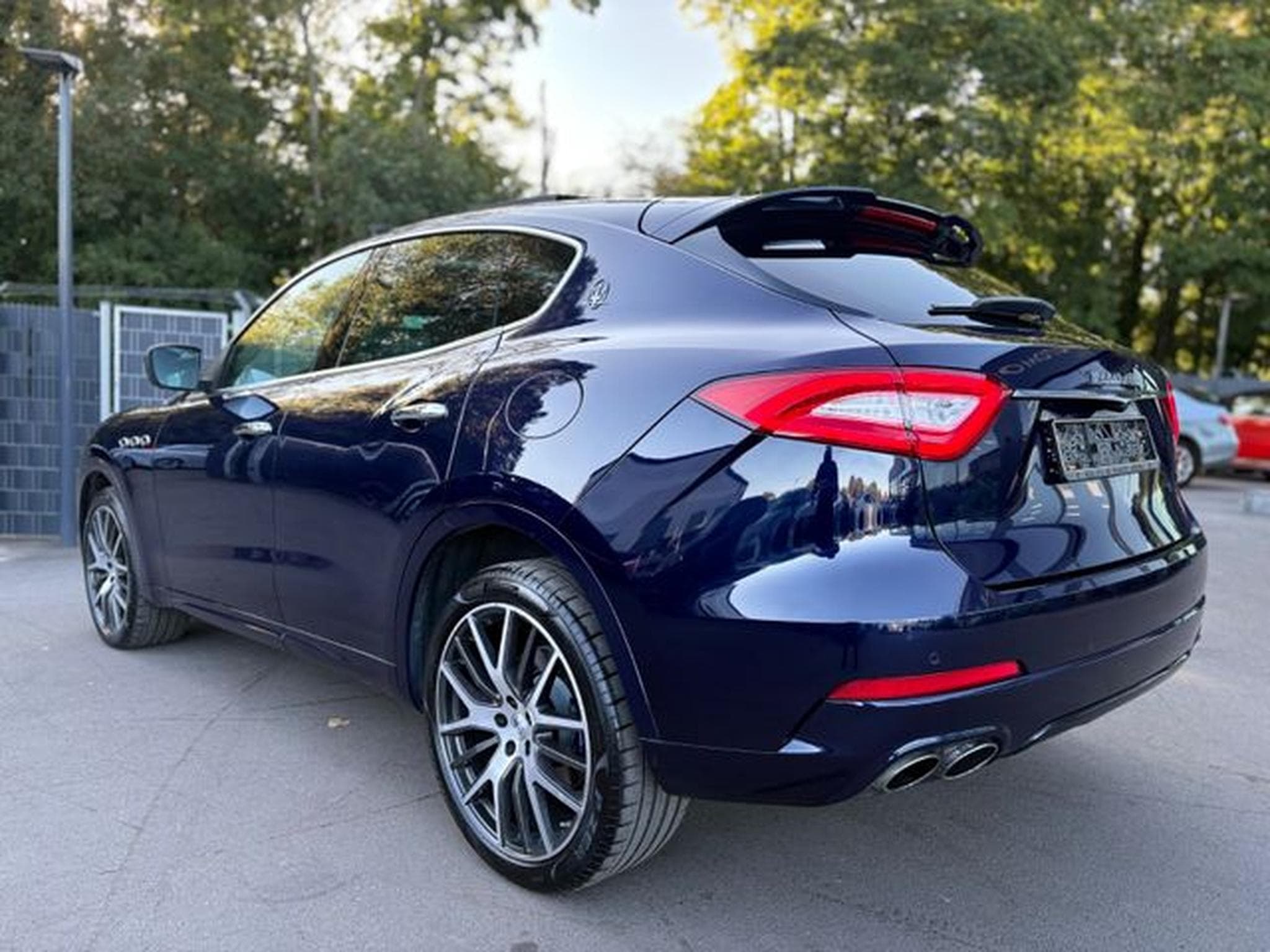 Maserati Levante LEVANTE GRANSPORT Q4 *LED*PANO*LUFT*VOLL* (2018) - Photo 10