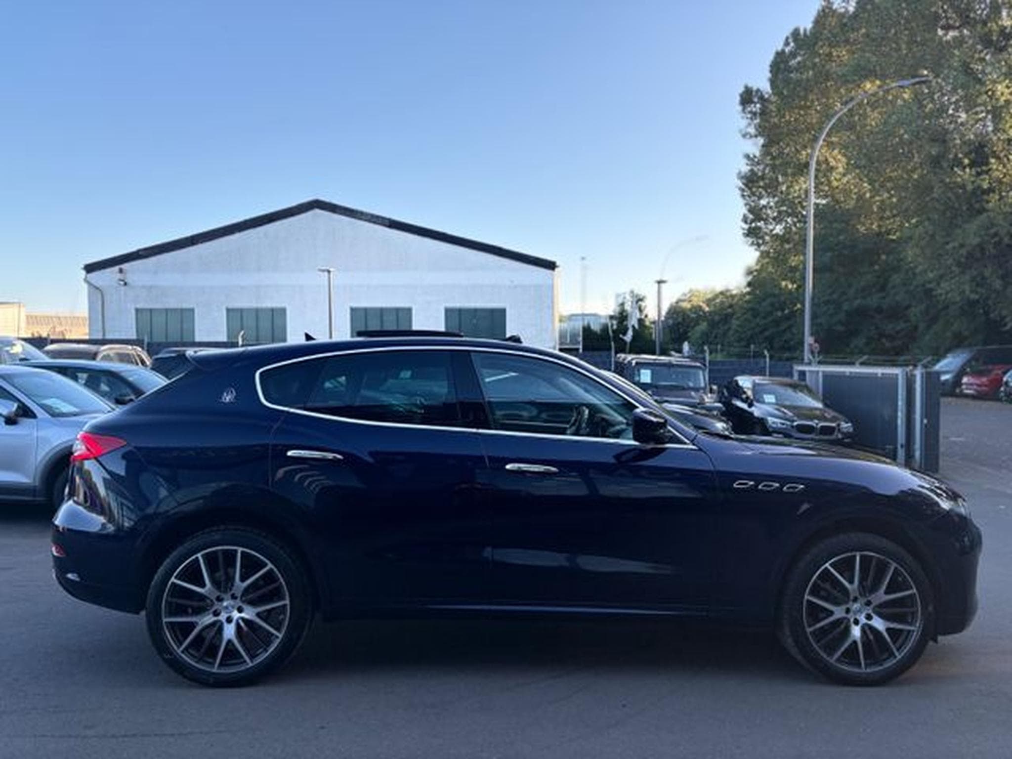 Maserati Levante LEVANTE GRANSPORT Q4 *LED*PANO*LUFT*VOLL* (2018) - Photo 12