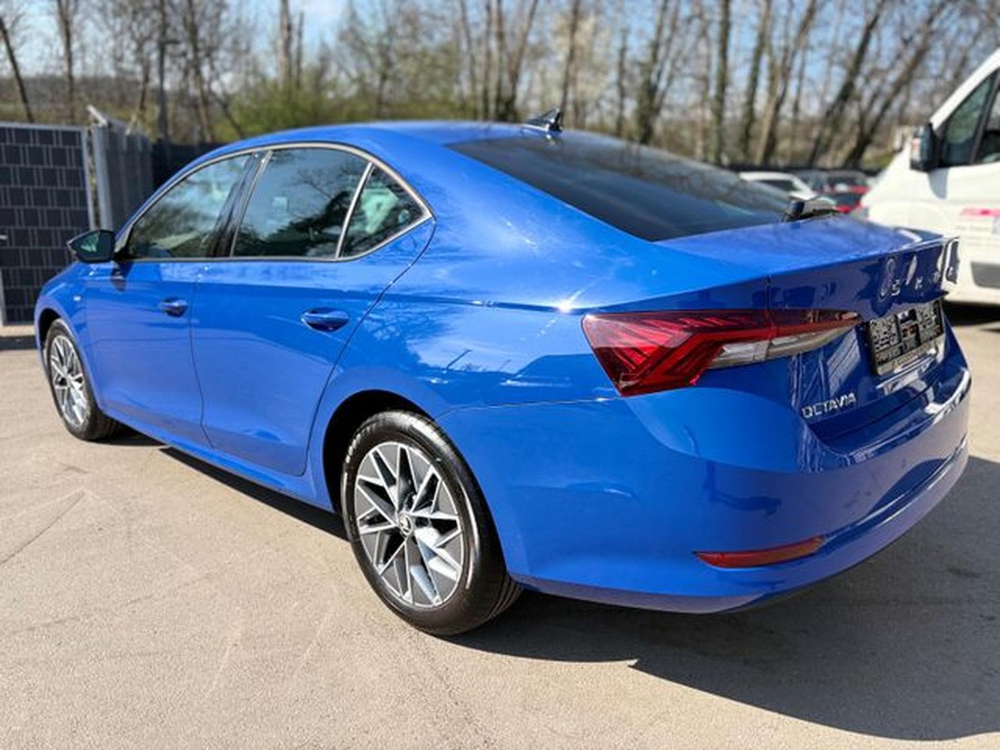 Skoda Octavia OCTAVIA LIM. TOUR *4XSHZ*NAVI* (2022) - Photo 10