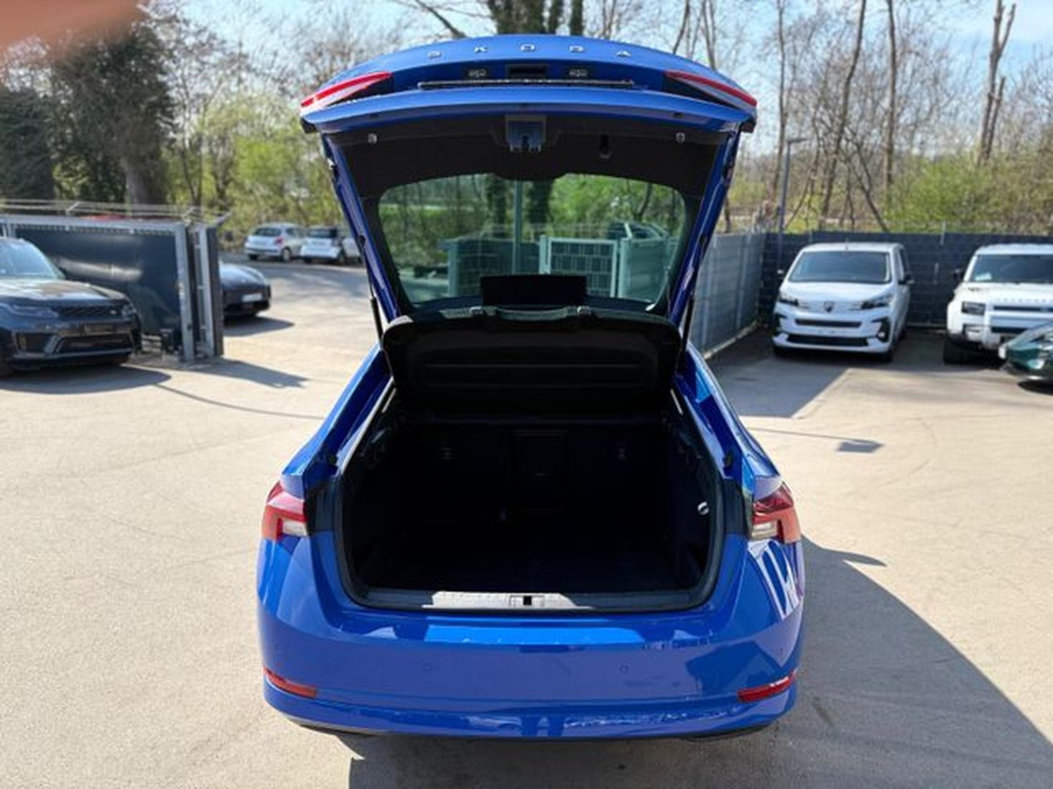 Skoda Octavia OCTAVIA LIM. TOUR *4XSHZ*NAVI* (2022) - Photo 9