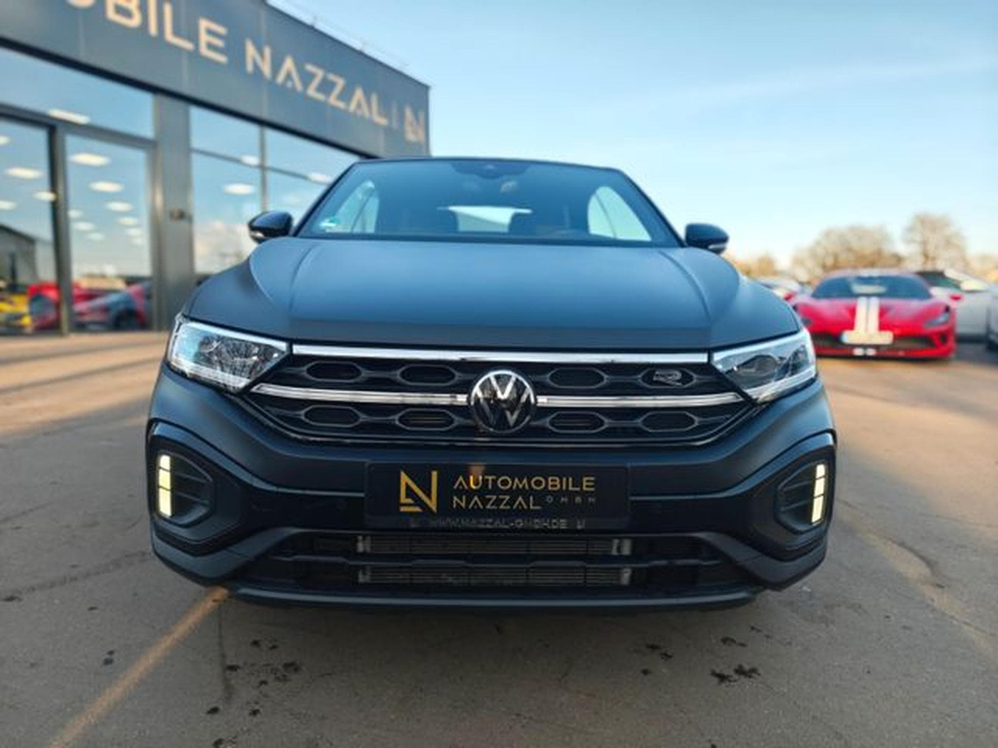 VW T-Roc T-ROC CABRIOLET*R-LINE*EDITION BLACK*APPLE CAR* (2024) - Photo 2