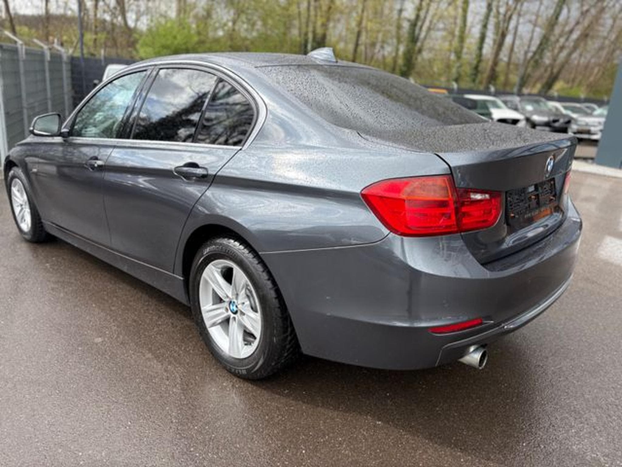 BMW 320 320 i XDRIVE*LUXURY LINE*AUT*LEDER BRAUN*2.HD* (2014) - Foto 10