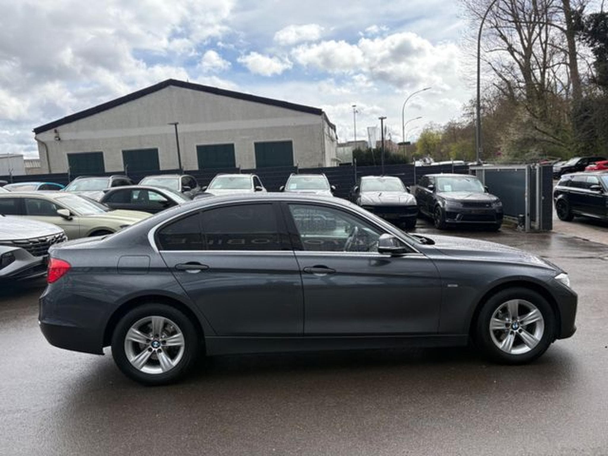 BMW 320 320 i XDRIVE*LUXURY LINE*AUT*LEDER BRAUN*2.HD* (2014) - Foto 12