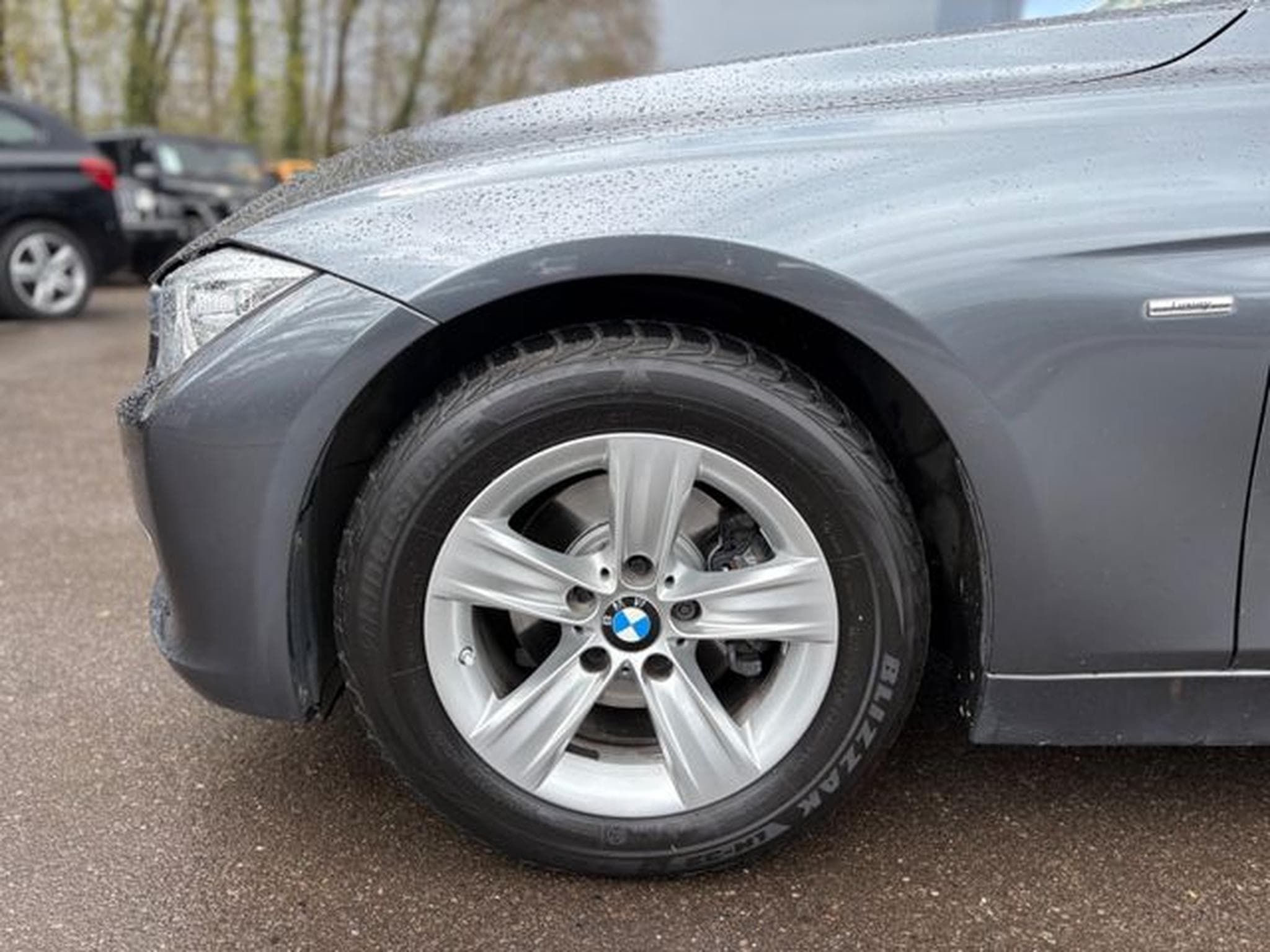 BMW 320 320 i XDRIVE*LUXURY LINE*AUT*LEDER BRAUN*2.HD* (2014) - Foto 13