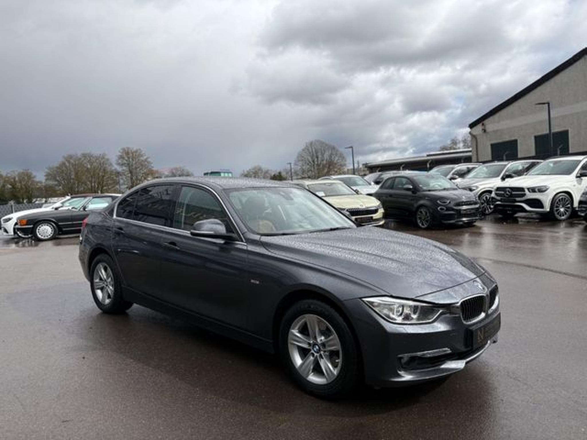 BMW 320 320 i XDRIVE*LUXURY LINE*AUT*LEDER BRAUN*2.HD* (2014) - Foto 5