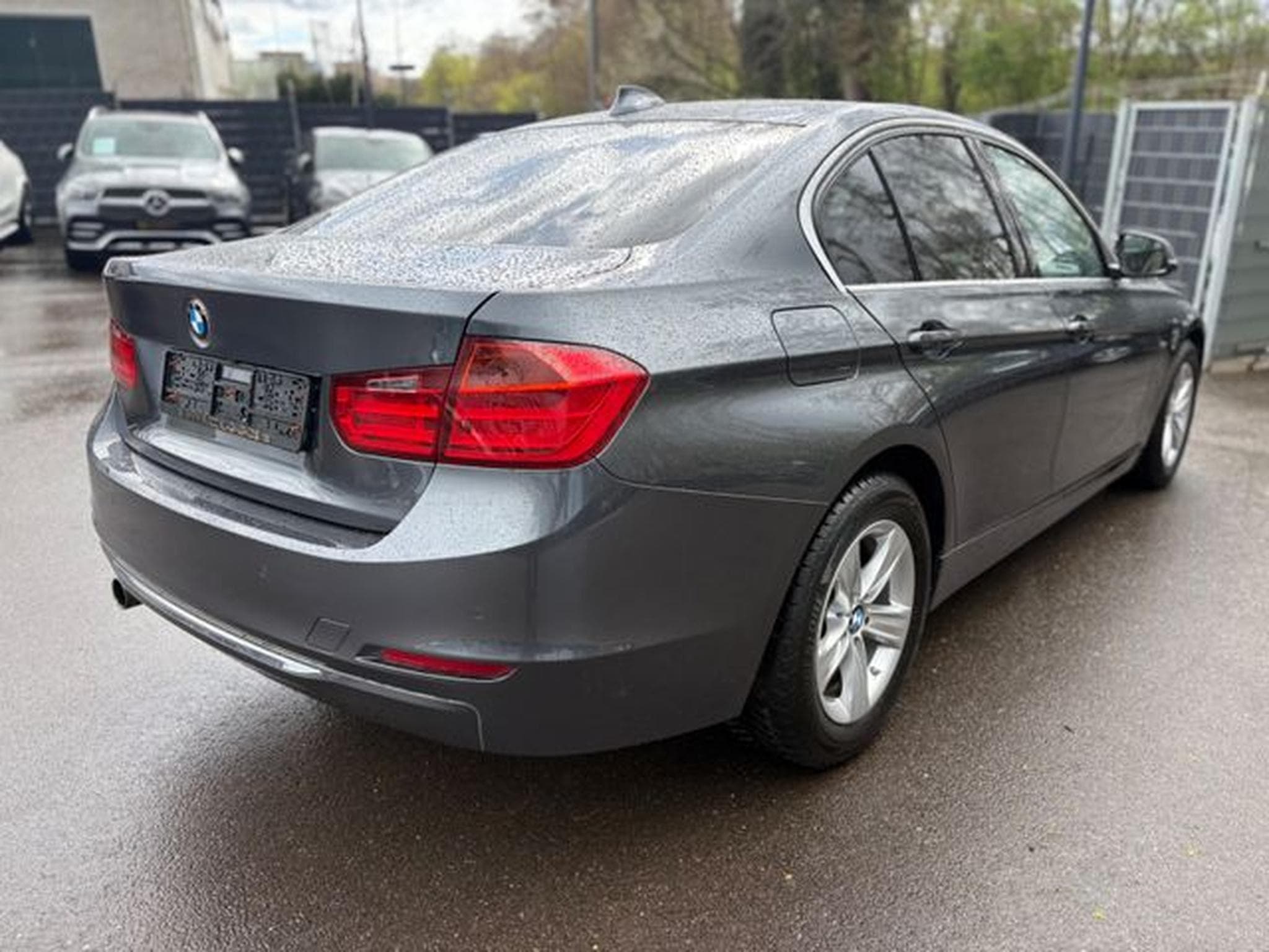 BMW 320 320 i XDRIVE*LUXURY LINE*AUT*LEDER BRAUN*2.HD* (2014) - Foto 7