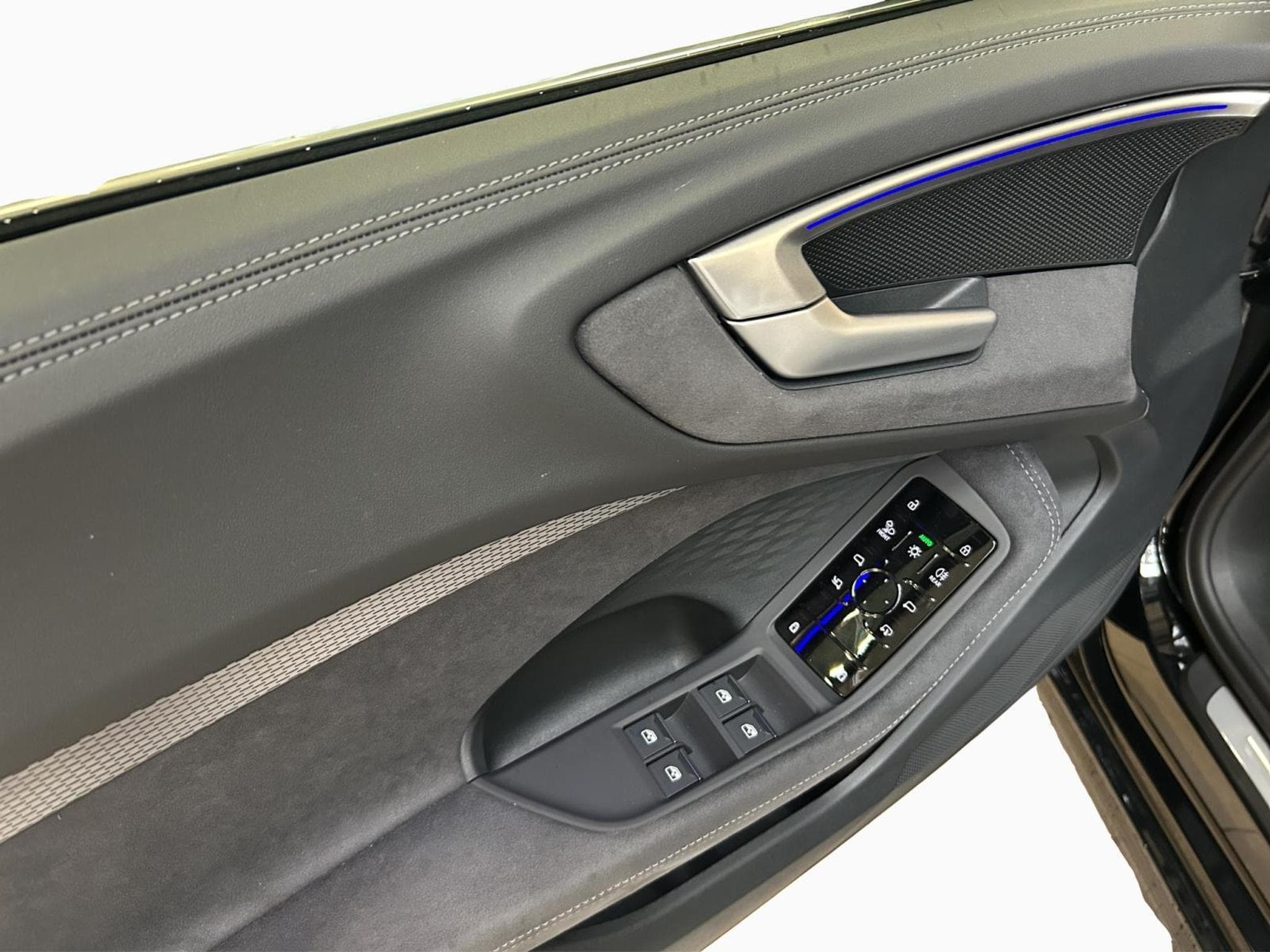 Audi A5 Avant TDI 150 kW S tronic (2026) - Photo 14