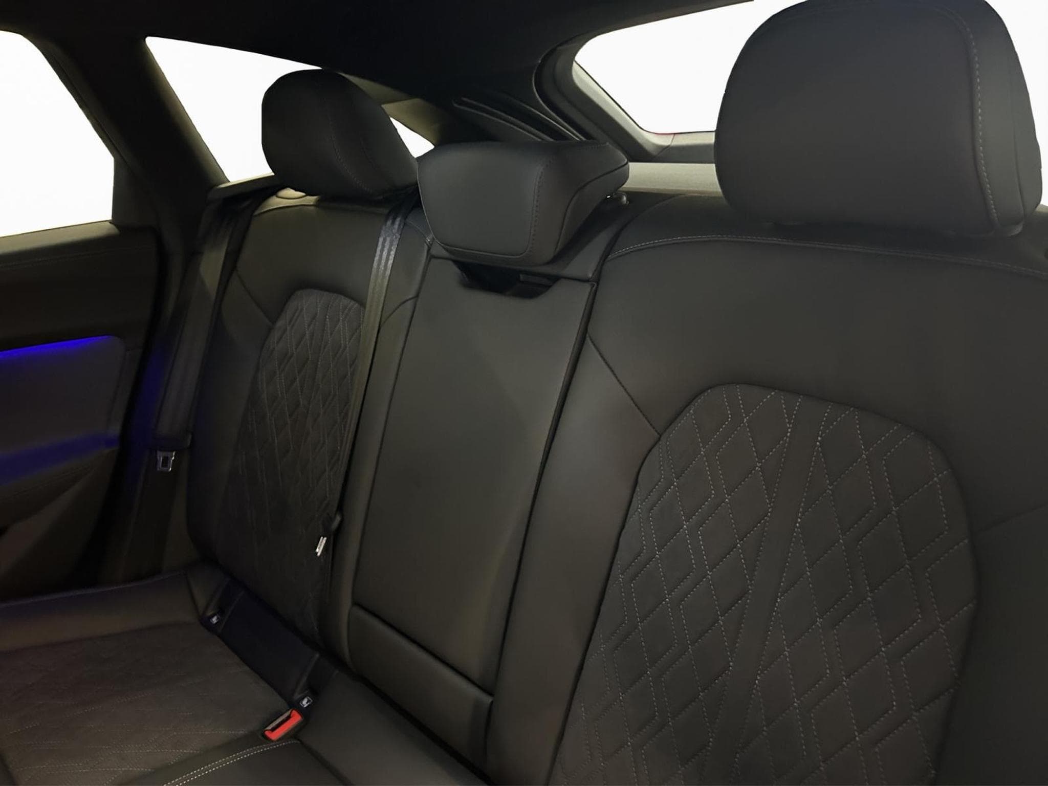 Audi A5 Avant TDI 150 kW S tronic (2026) - Photo 16