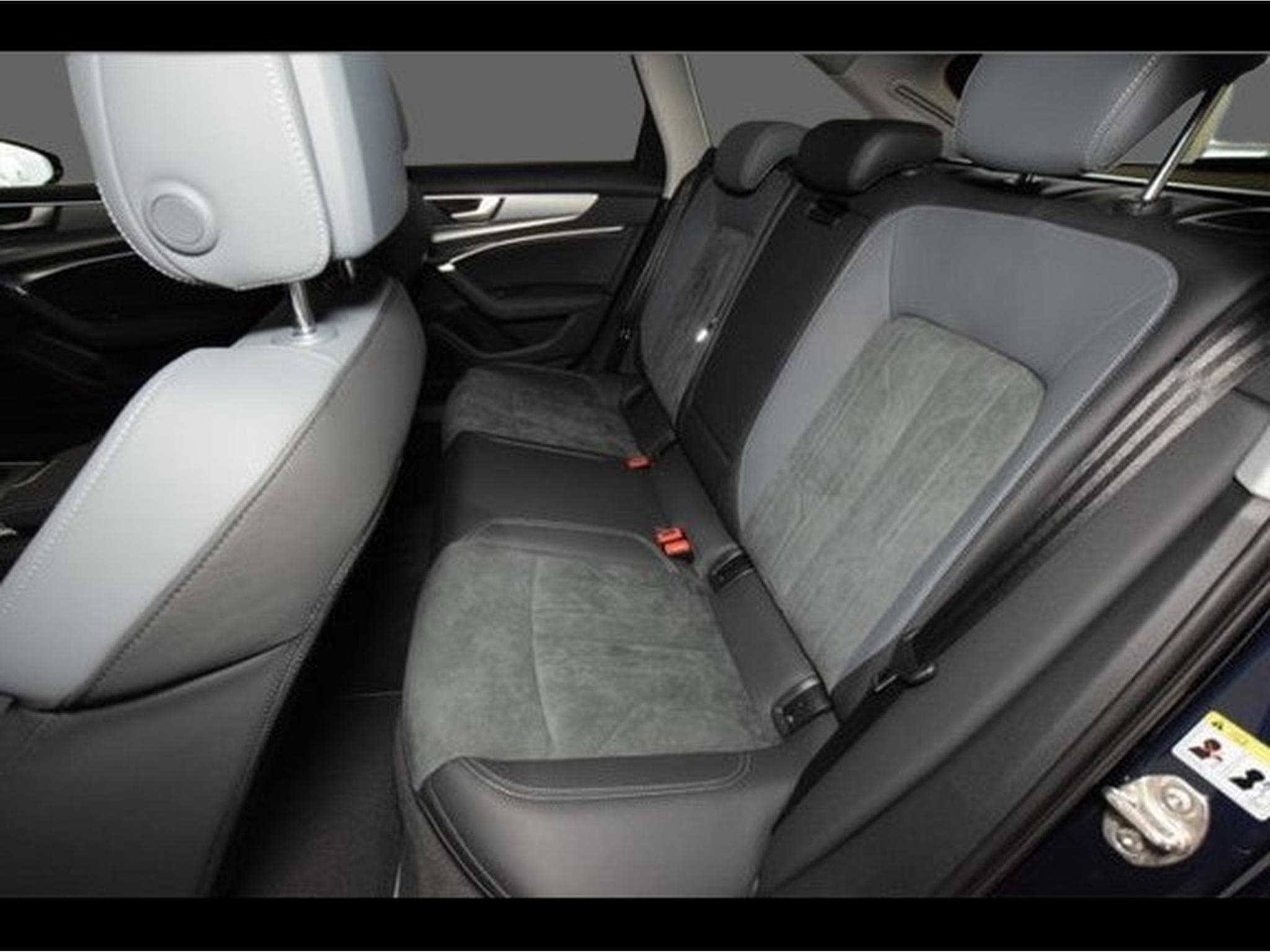 Audi A6 55 TDI QUATTRO TIPTRONIC (2021) - Photo 5