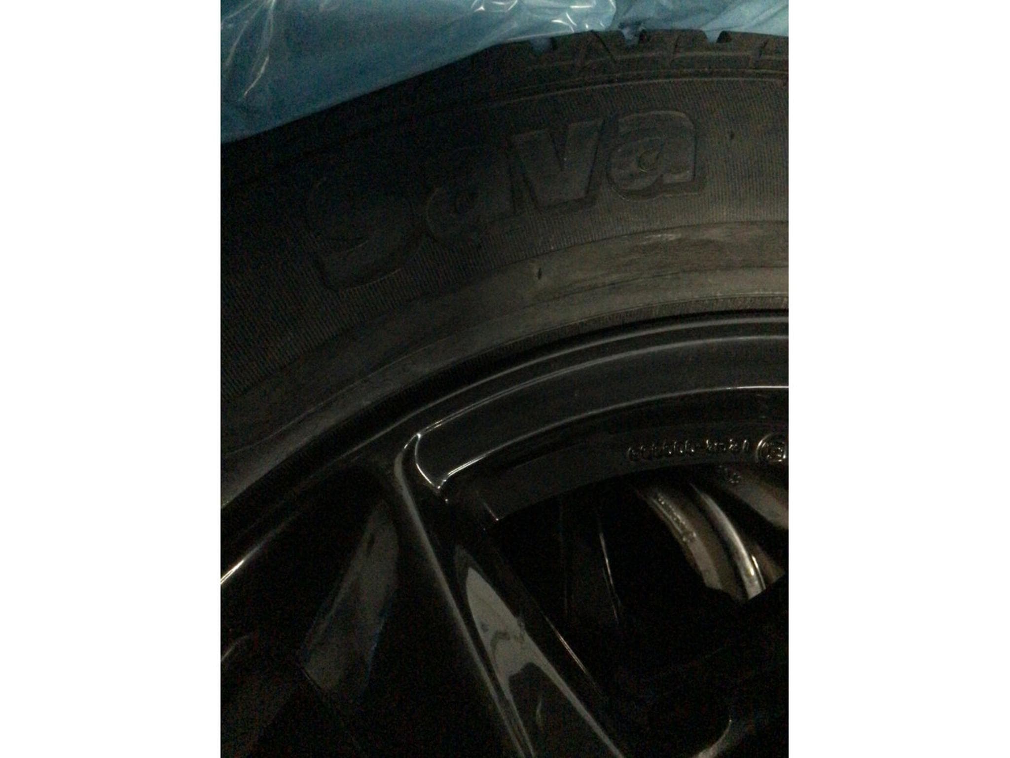 Jantes alu + Pneus h – 16" - Photo 2