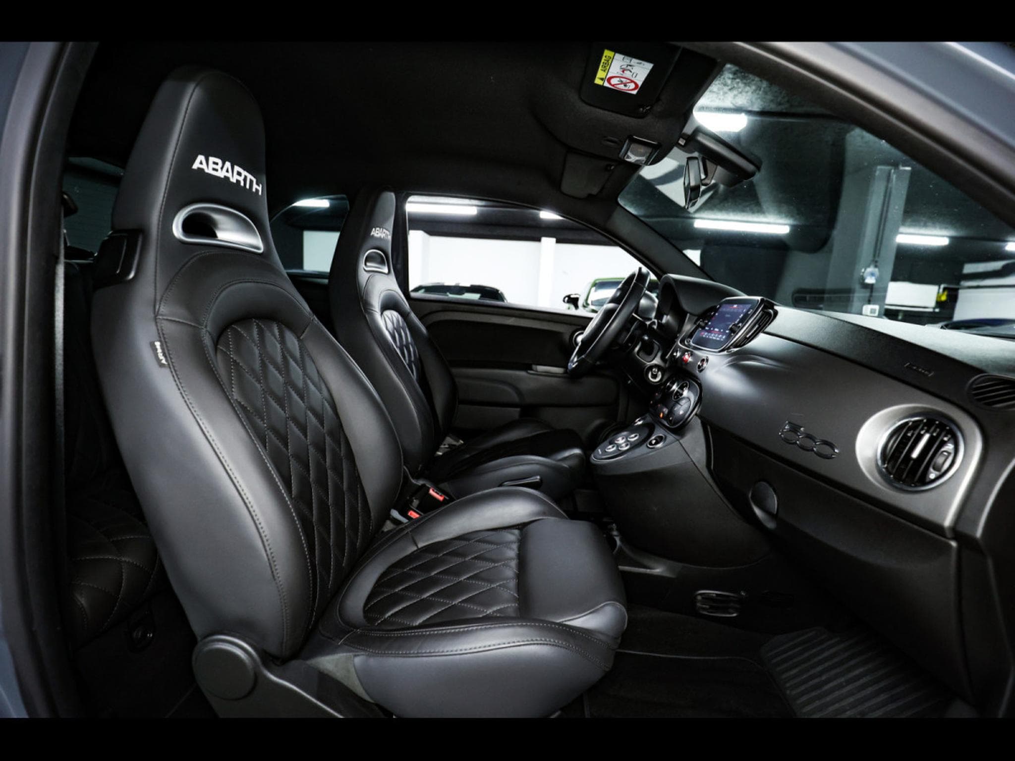 Abarth 595 1.4 T-JET - AUTO (2021) - Photo 14