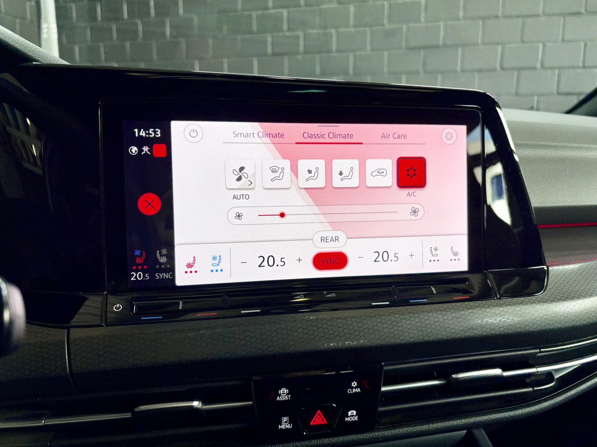 VW Golf GTI Clubsport 2.0 TSI 300CV DSG7 ** Cuir ** (2021) - Photo 17