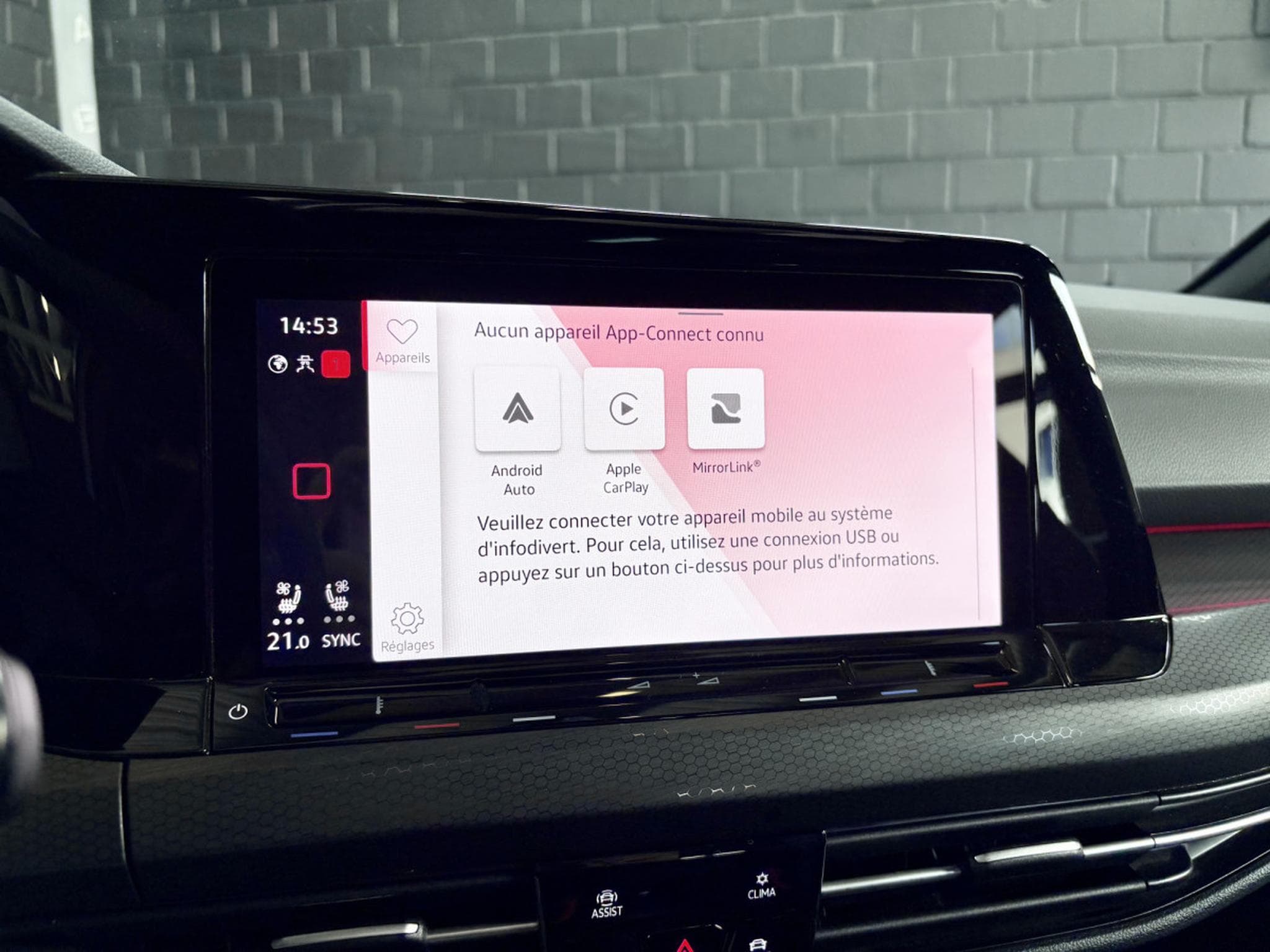 VW Golf GTI Clubsport 2.0 TSI 300CV DSG7 ** Cuir ** (2021) - Photo 19