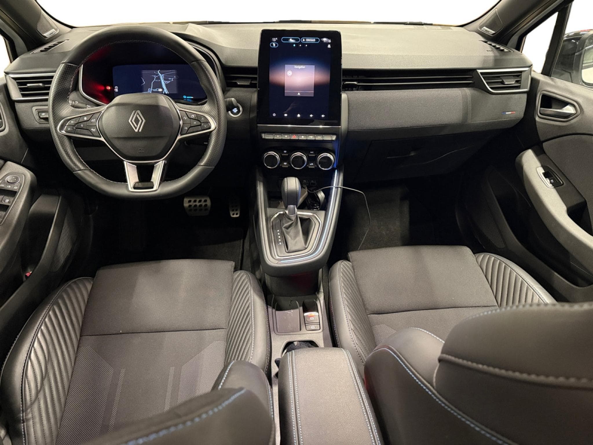 Renault Clio 1.6 Tce E-TECH Hybrid Esprit Alpine EDC (2025) - Photo 9