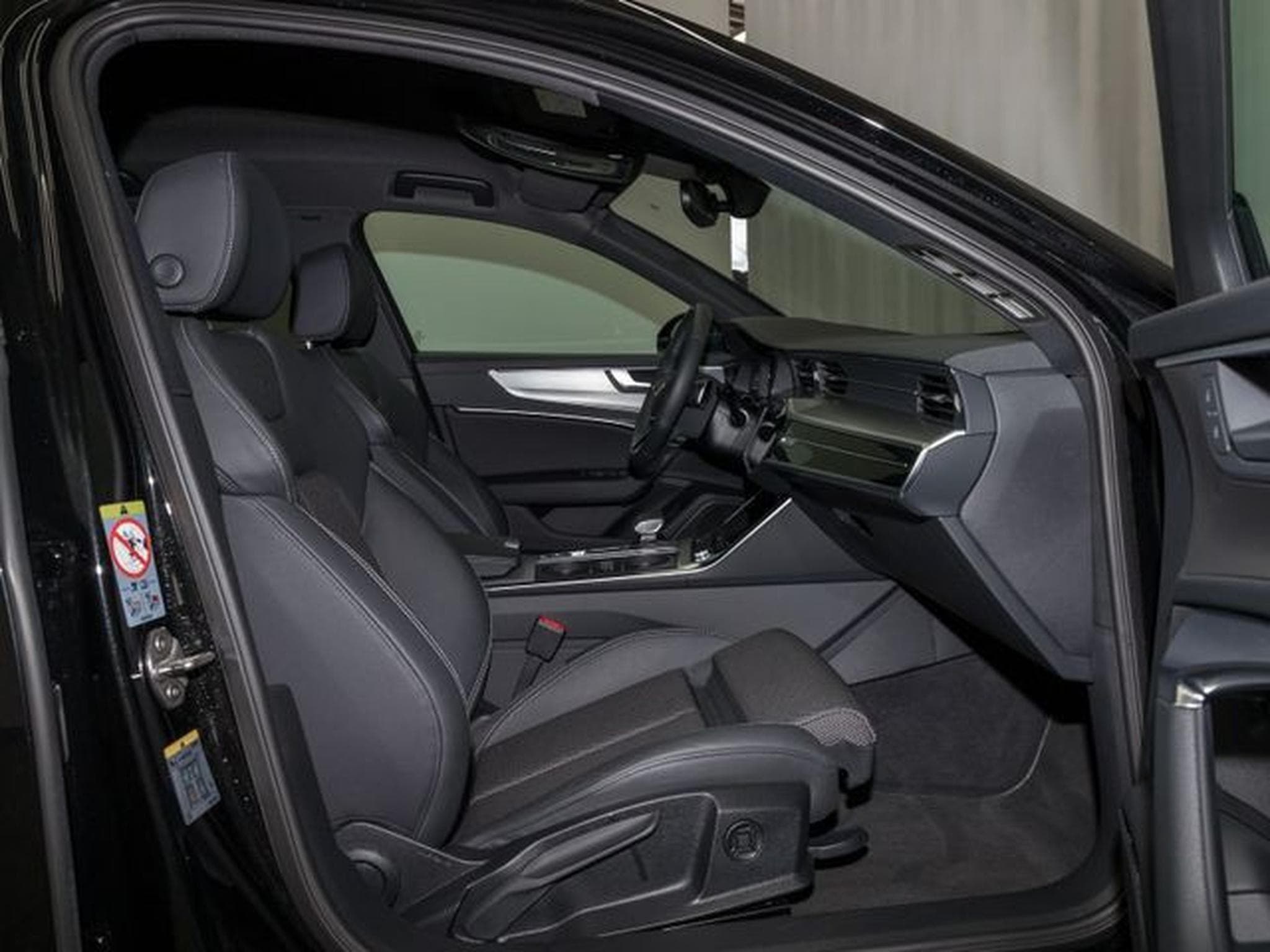 Audi A6 AVANT 35 TDI S LINE (2023) - Foto 11