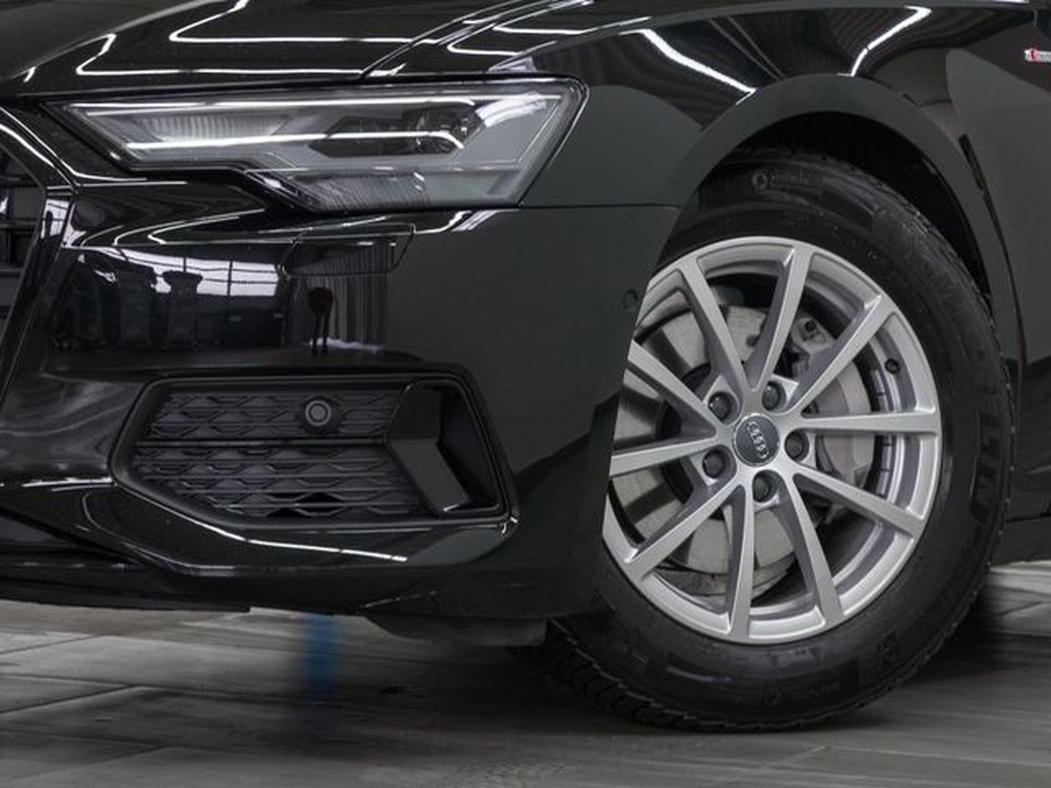 Audi A6 AVANT 35 TDI S LINE (2023) - Foto 4