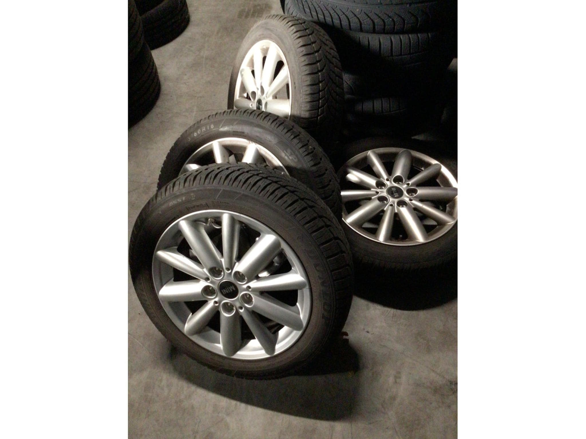 Jantes alu + Pneus h – 16" - Photo 2