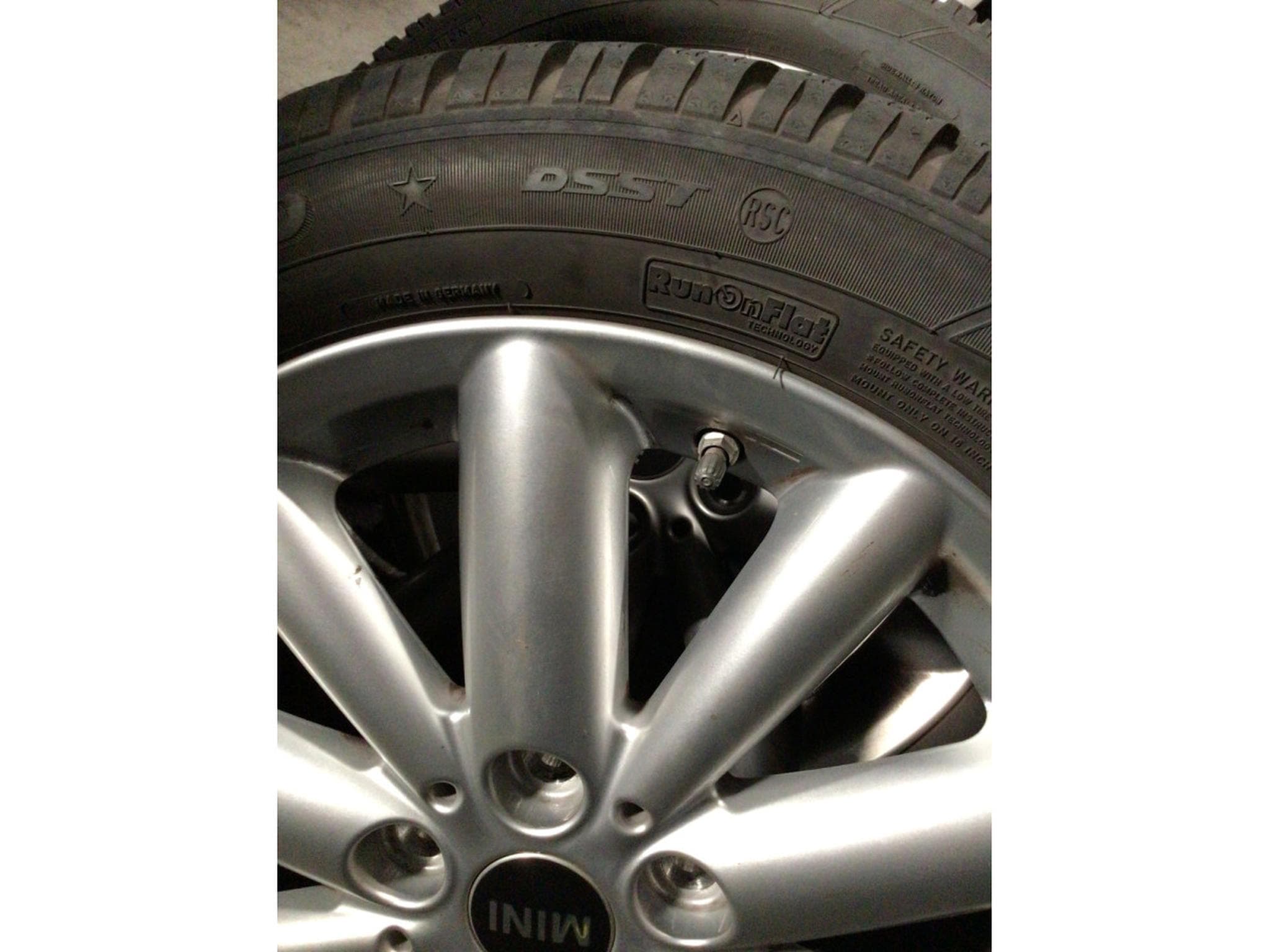 Jantes alu + Pneus h – 16" - Photo 3