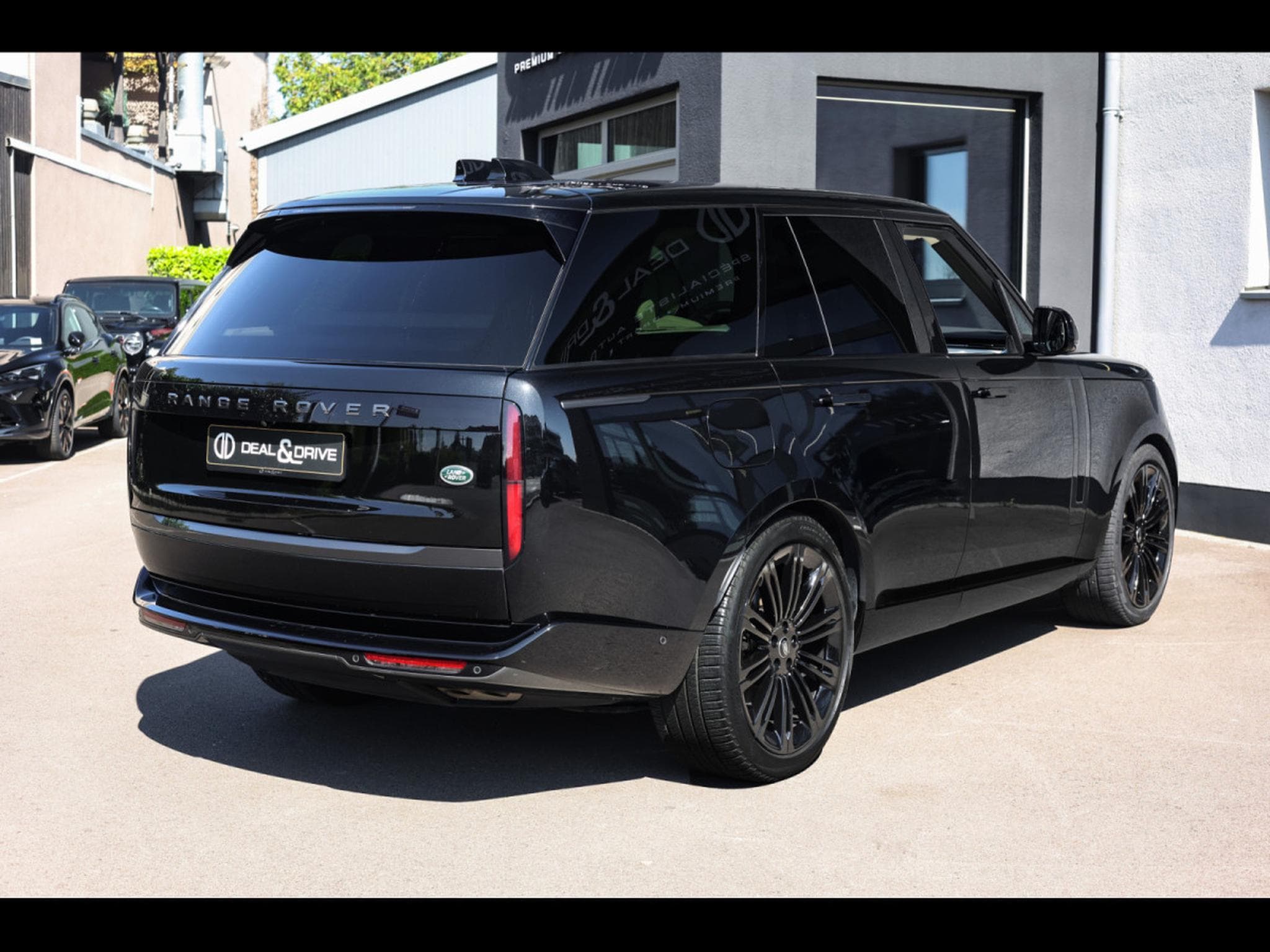 Land-Rover Range Rover 4.4 P530 FIRST EDITION SWB AWD (2022) - Photo 6