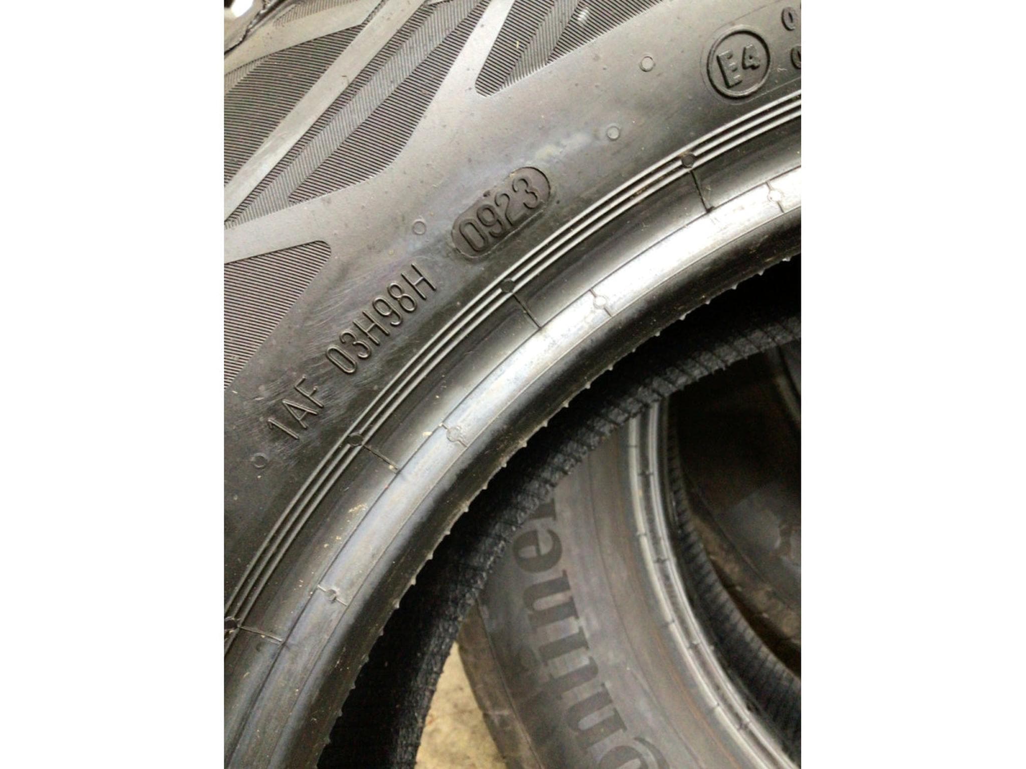 Pneus été – 17" - Photo 3