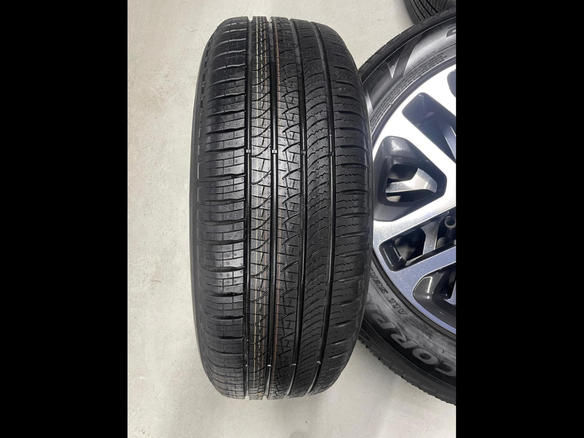 Jantes alu + Pneus t – 20" - Photo 6