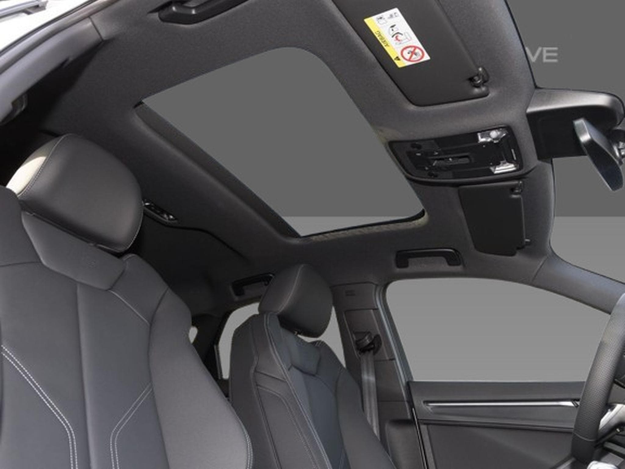 Audi Q3 Sportback Quattro 40 TFSI S-Line (2024) - Foto 4