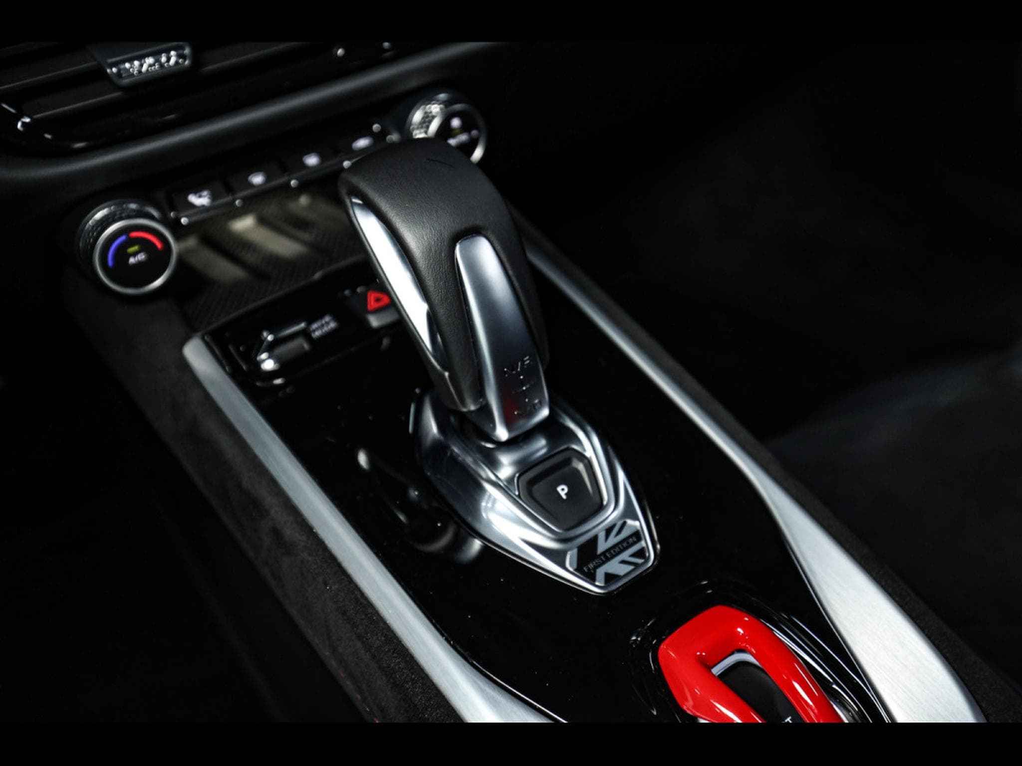 Lotus Emira I4 DCT FIRST EDITION (2024) - Photo 16