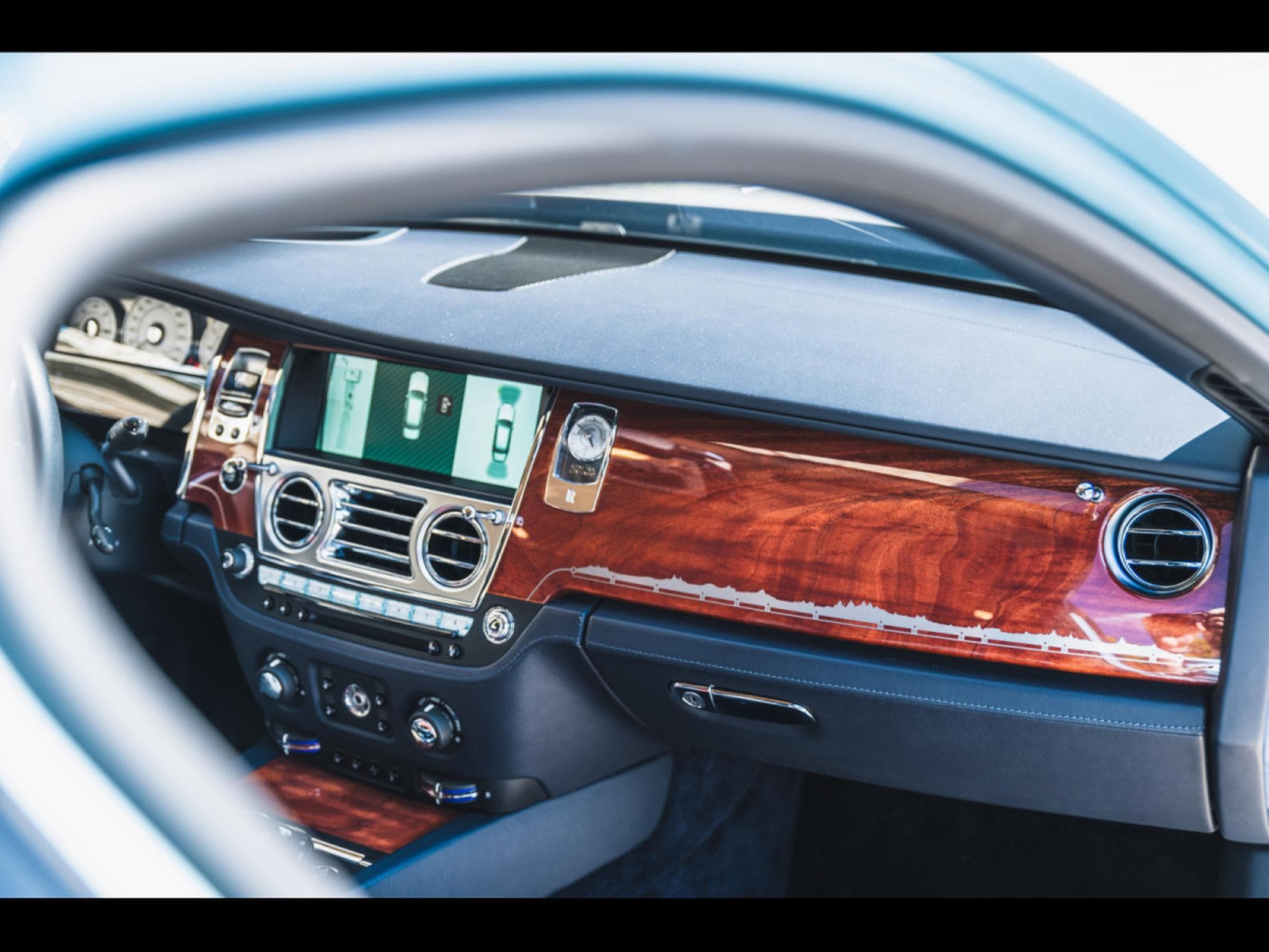 Rolls-Royce Ghost 6.6 V12 ALPINE TRIAL CENTENARY 1/35 (2013) - Photo 13