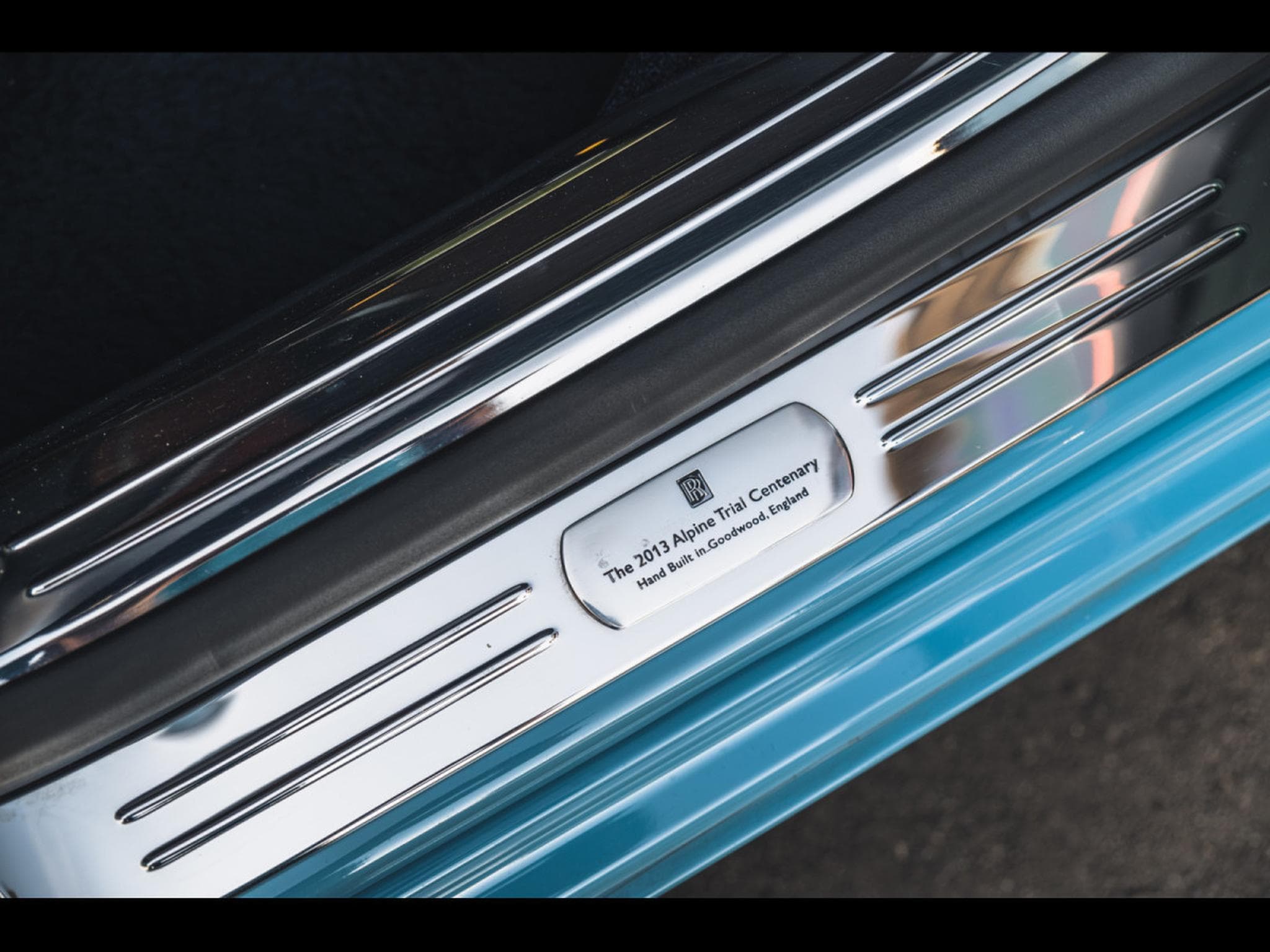 Rolls-Royce Ghost 6.6 V12 ALPINE TRIAL CENTENARY 1/35 (2013) - Photo 25