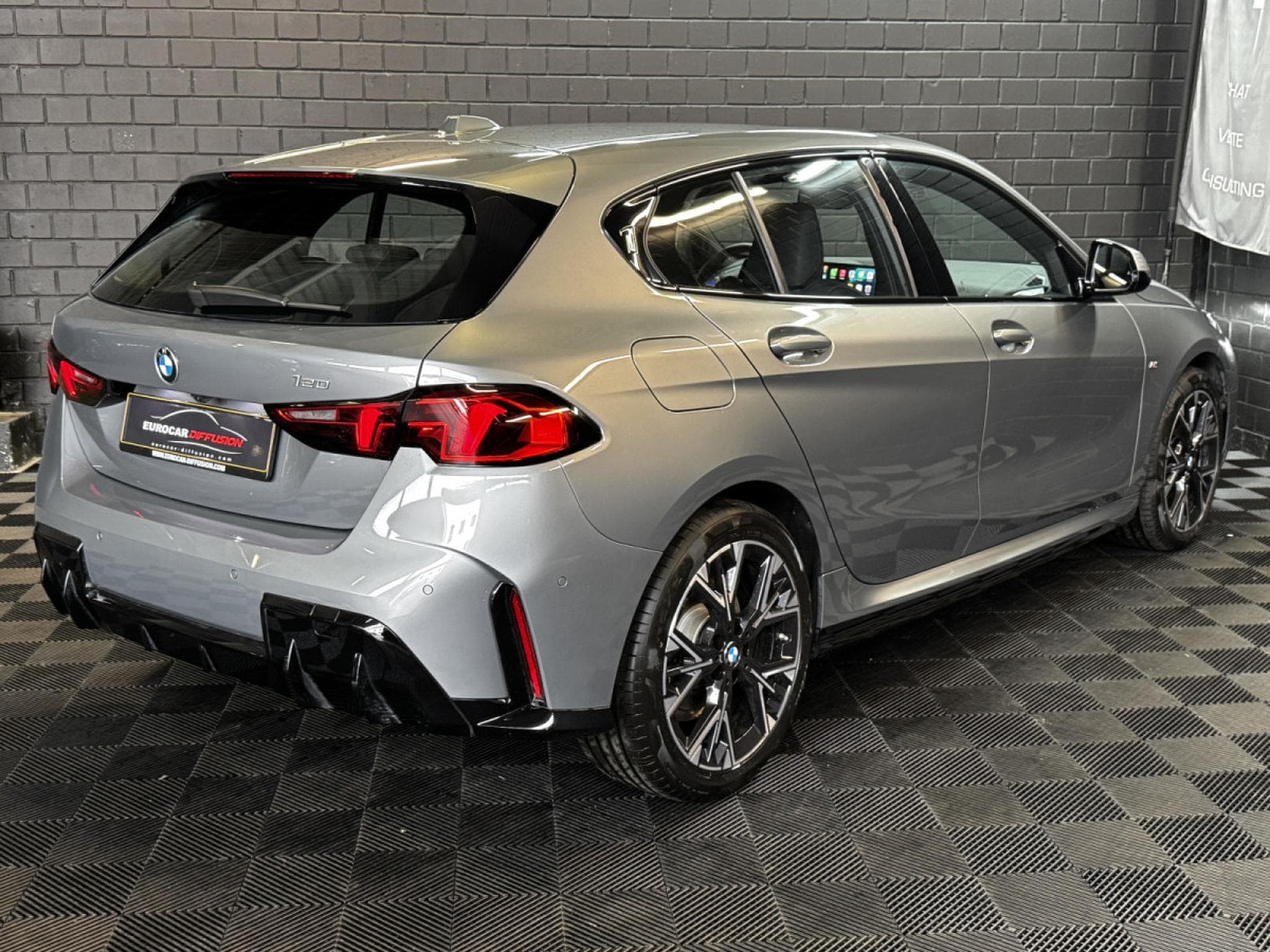 BMW 120 120i M-Sport 170CV F70 (2025) - Photo 4