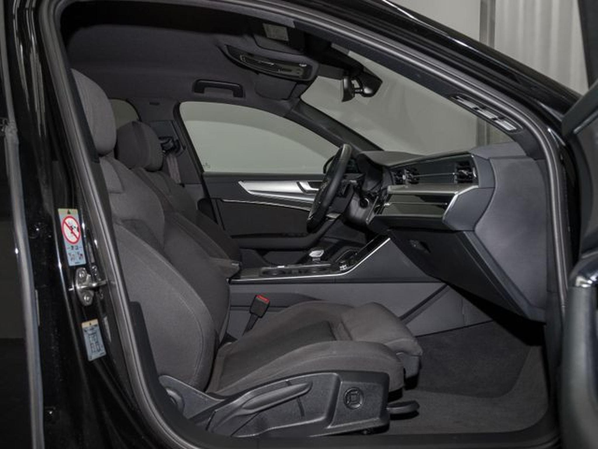 Audi A6 AVANT 40 TDI S LINE S TRONIC (2023) - Photo 3