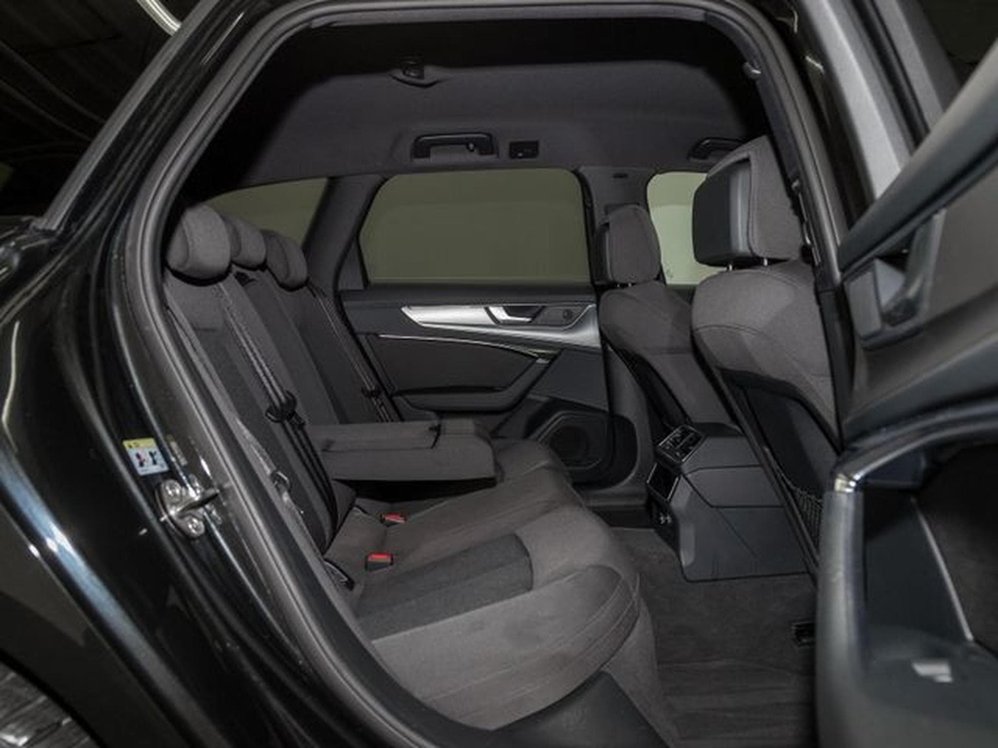 Audi A6 AVANT 40 TDI S LINE S TRONIC (2023) - Photo 7