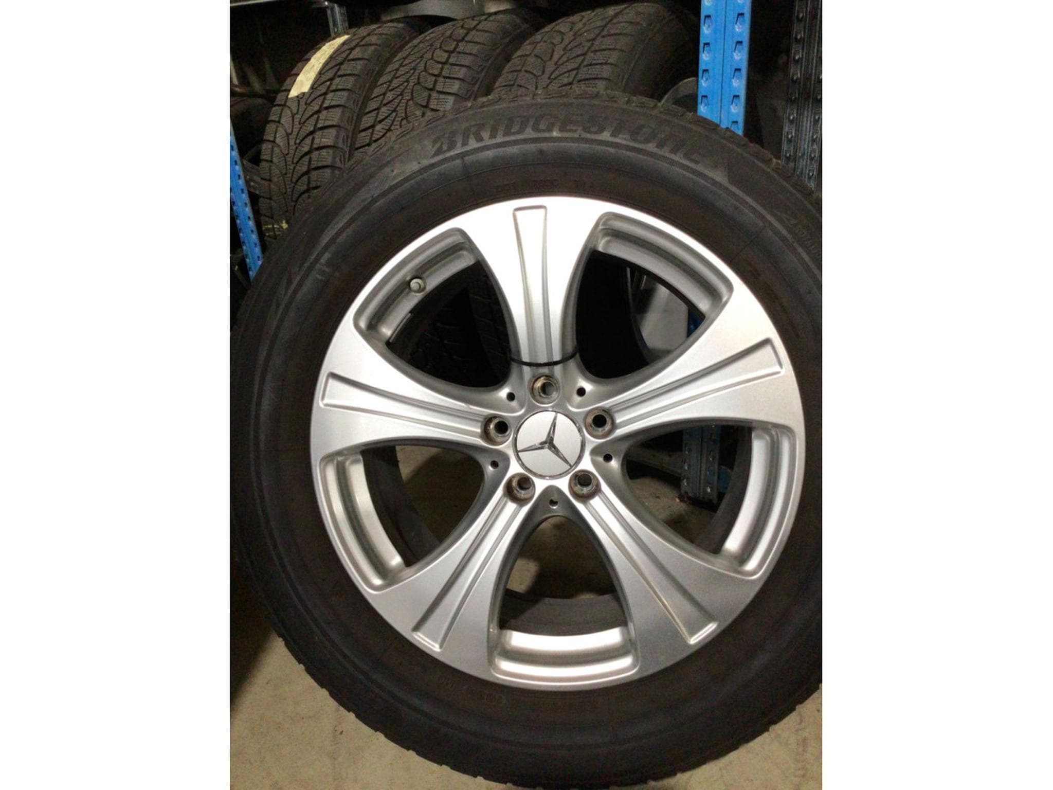 Jantes alu + Pneus h – 18" - Photo 1