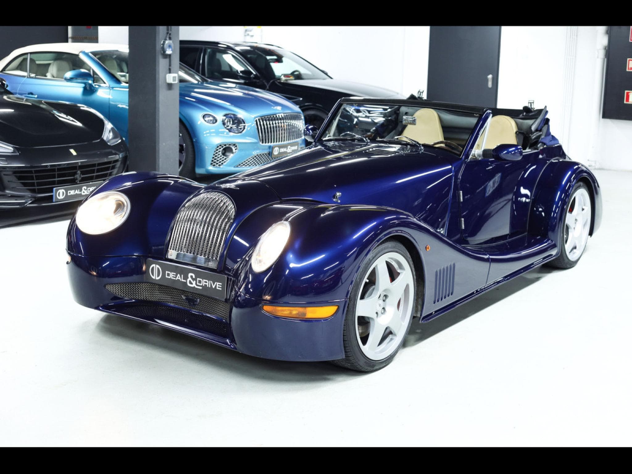 Morgan Aero 8 4.4 V8°MANUELLE 6 - MENDIP BLUE PEINTURE ASTON MARTIN (2004) - Photo 8