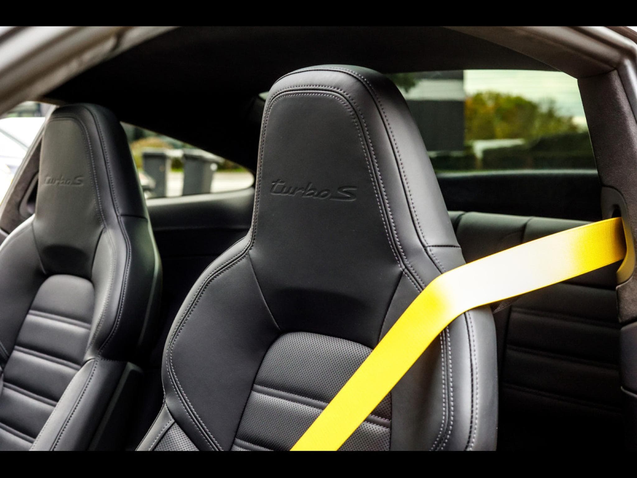 Porsche 911 (992.1) TURBO S COUPE PDK – AEROKIT NOIR (2021) - Photo 24