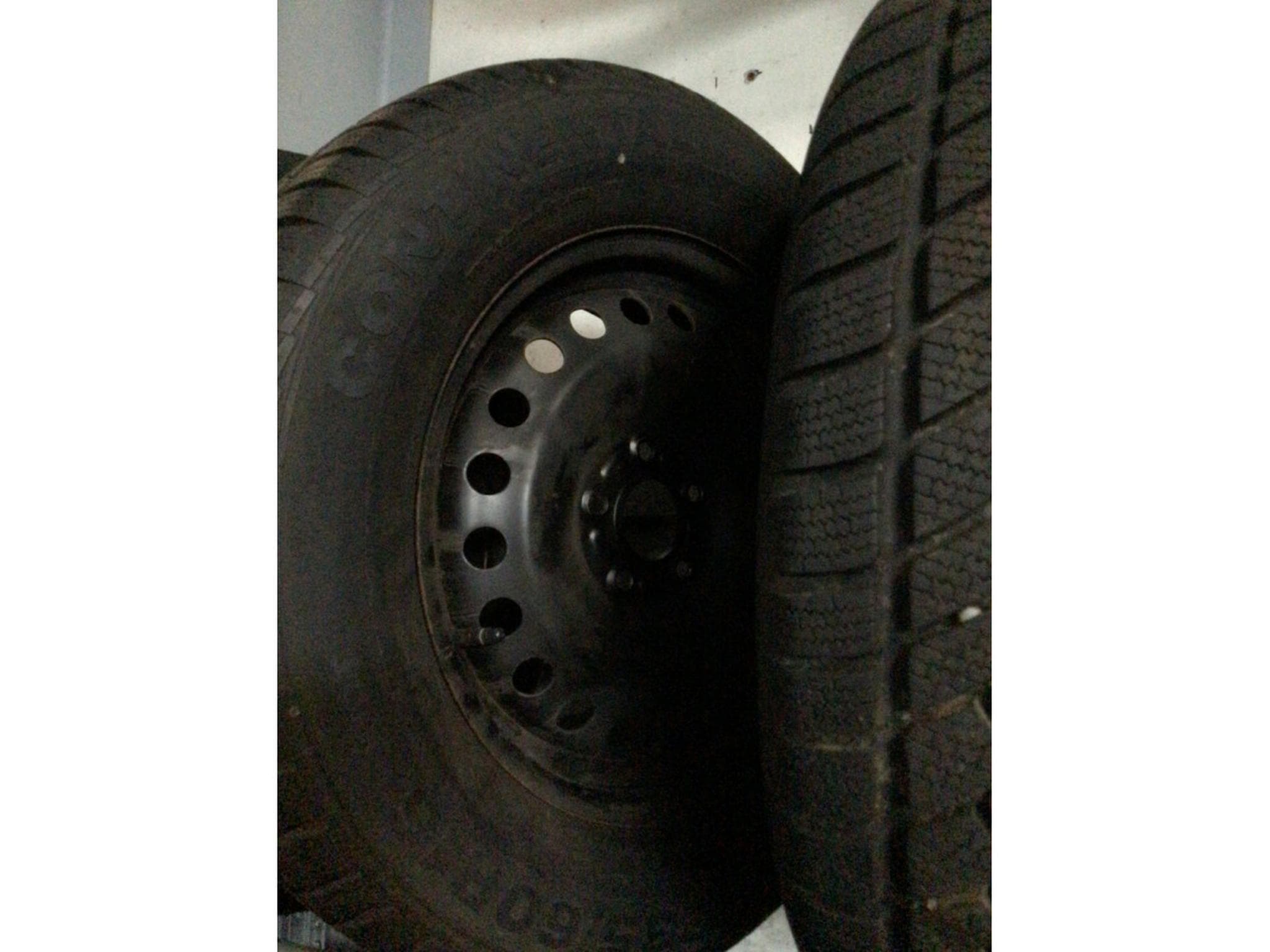 Jantes acier + Pneus – 16" - Photo 2