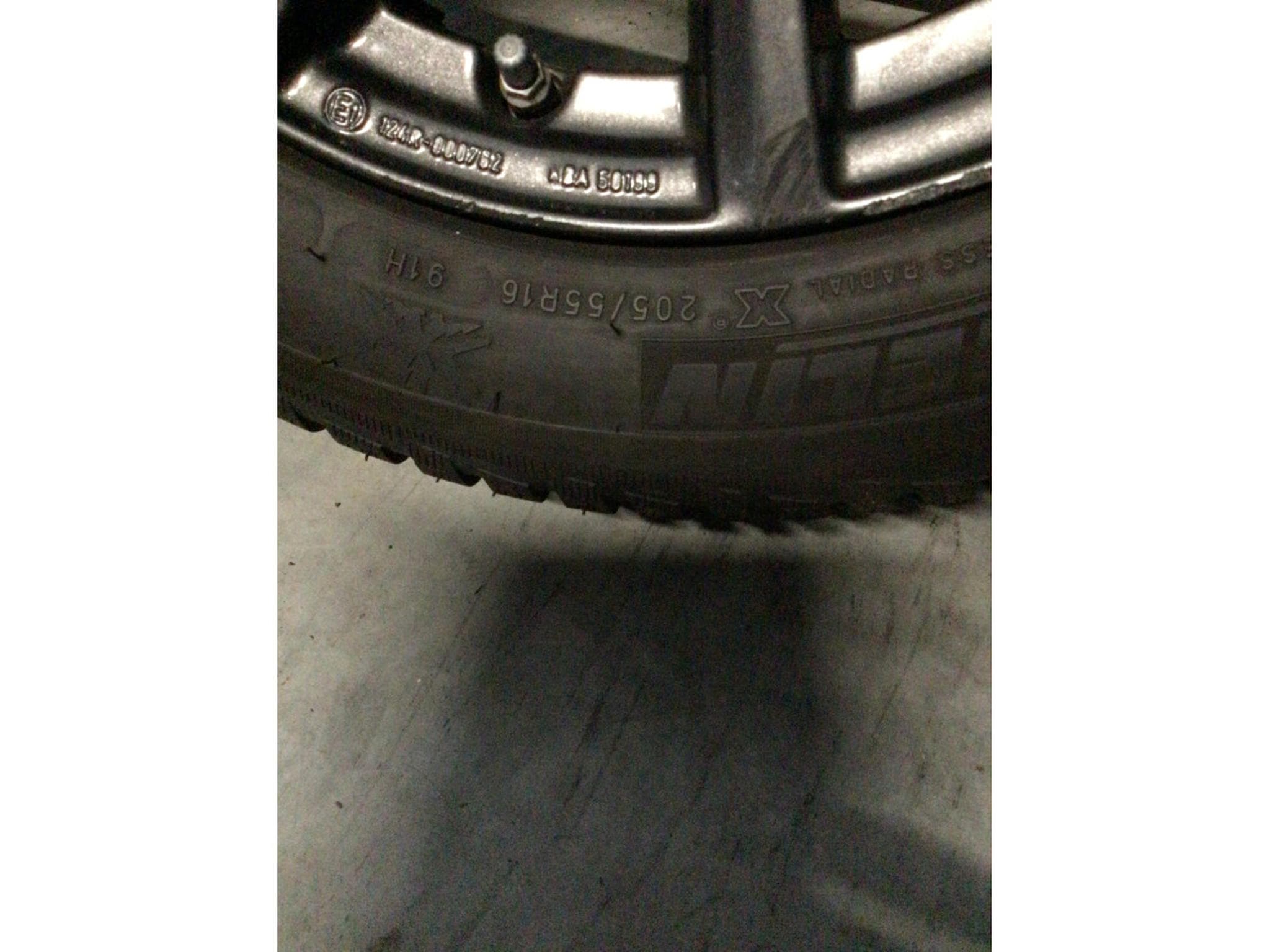 Jantes alu + Pneus h – 16" - Photo 2