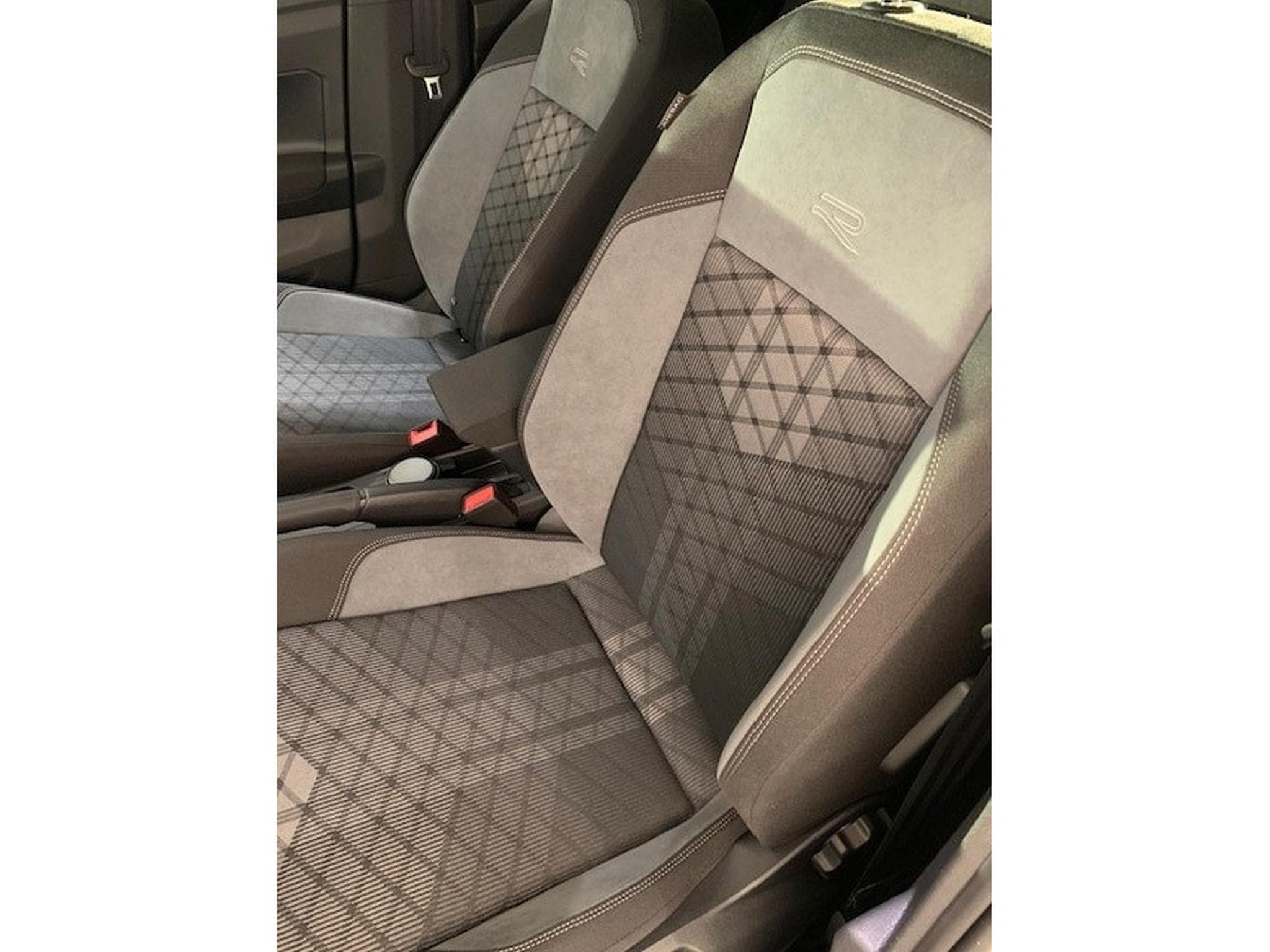 VW Polo R-LINE 1.0TSI 116CV DSG7 (2026) - Foto 2