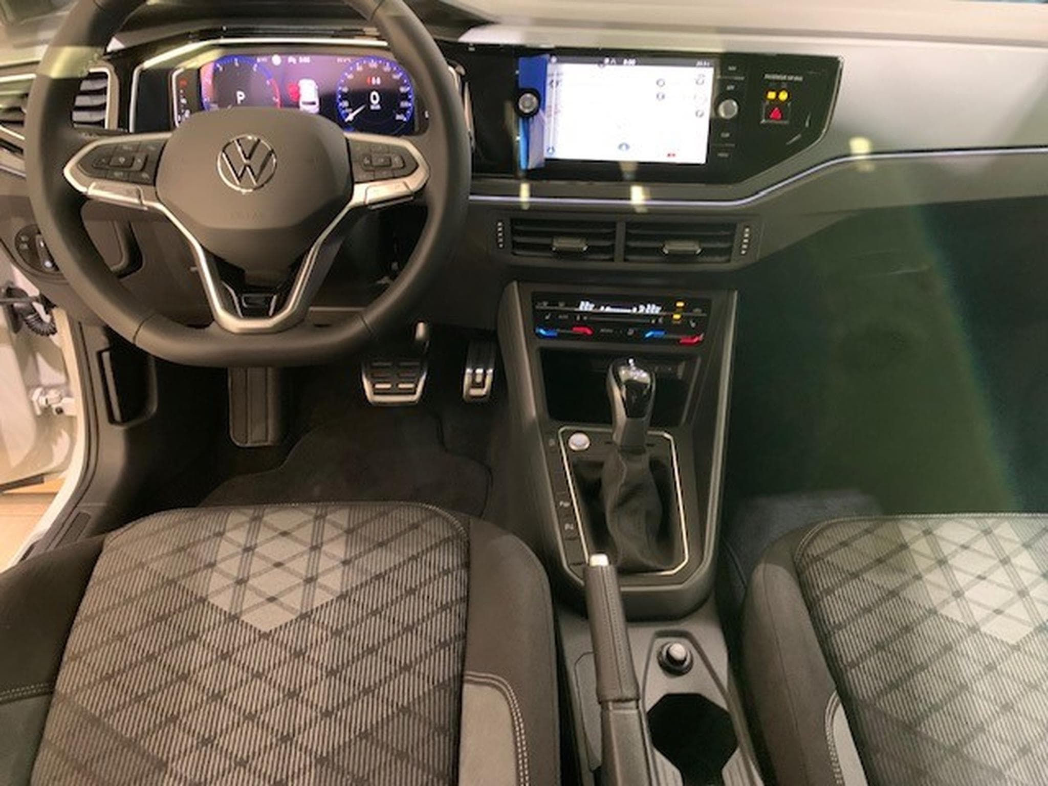 VW Polo R-LINE 1.0TSI 116CV DSG7 (2026) - Foto 3