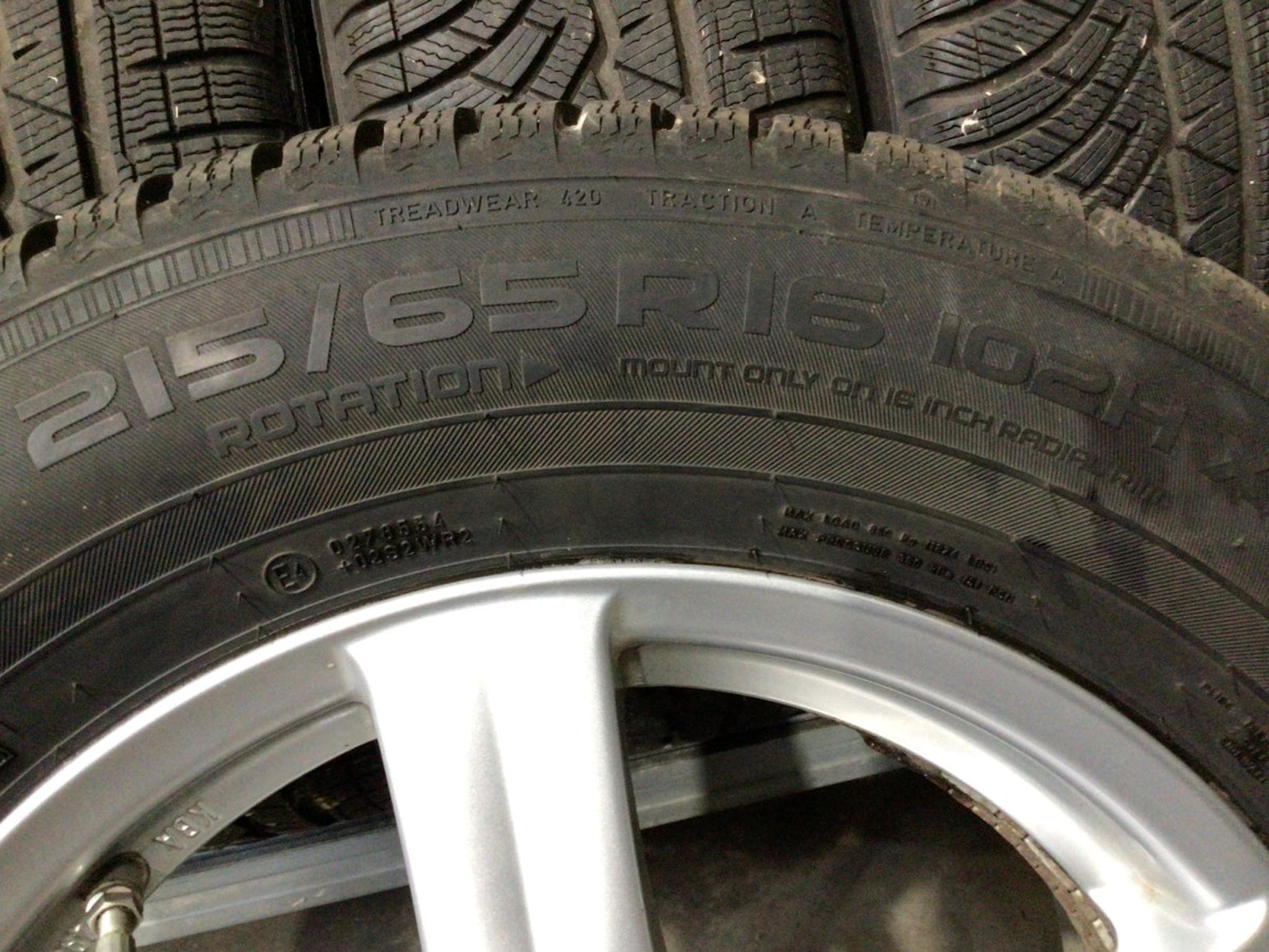 Jantes alu + Pneus h – 16" - Photo 2