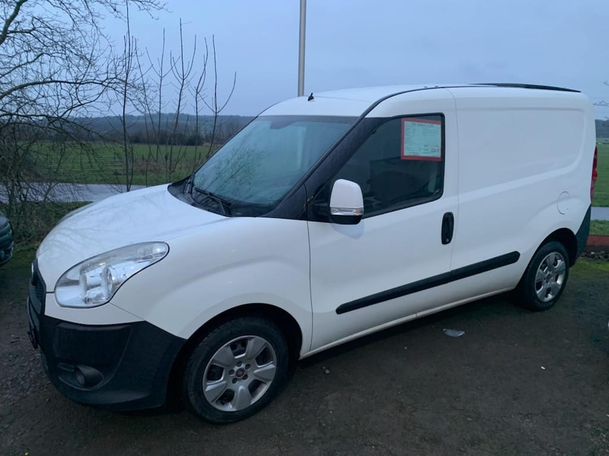 Fiat Doblo 1.3 JTD (2014) - Photo 1