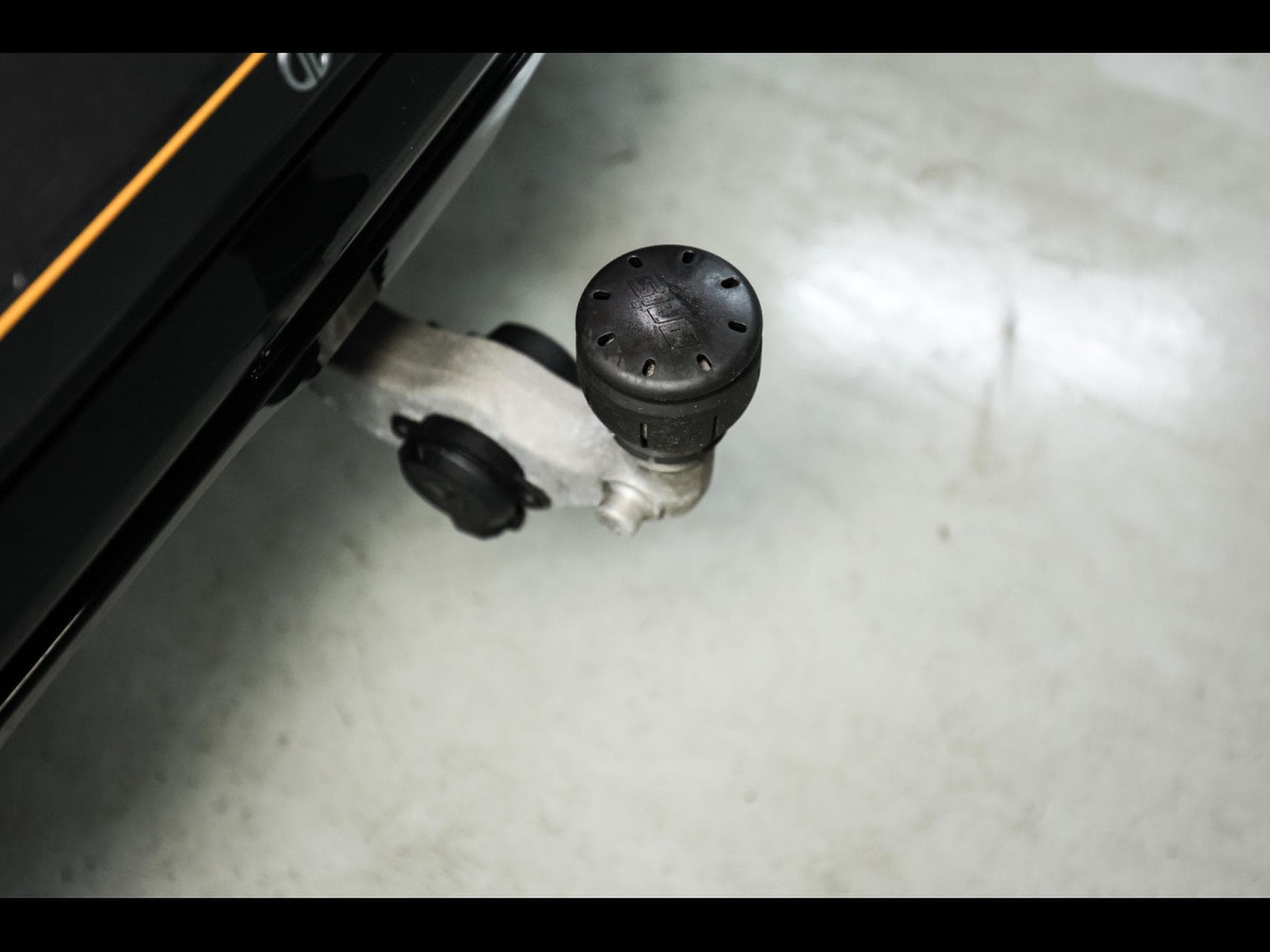 Mercedes GLC 200 COUPE 4MATIC AMG-LINE – PACK NIGHT - OBSIDIAN BLACK (2024) - Photo 17