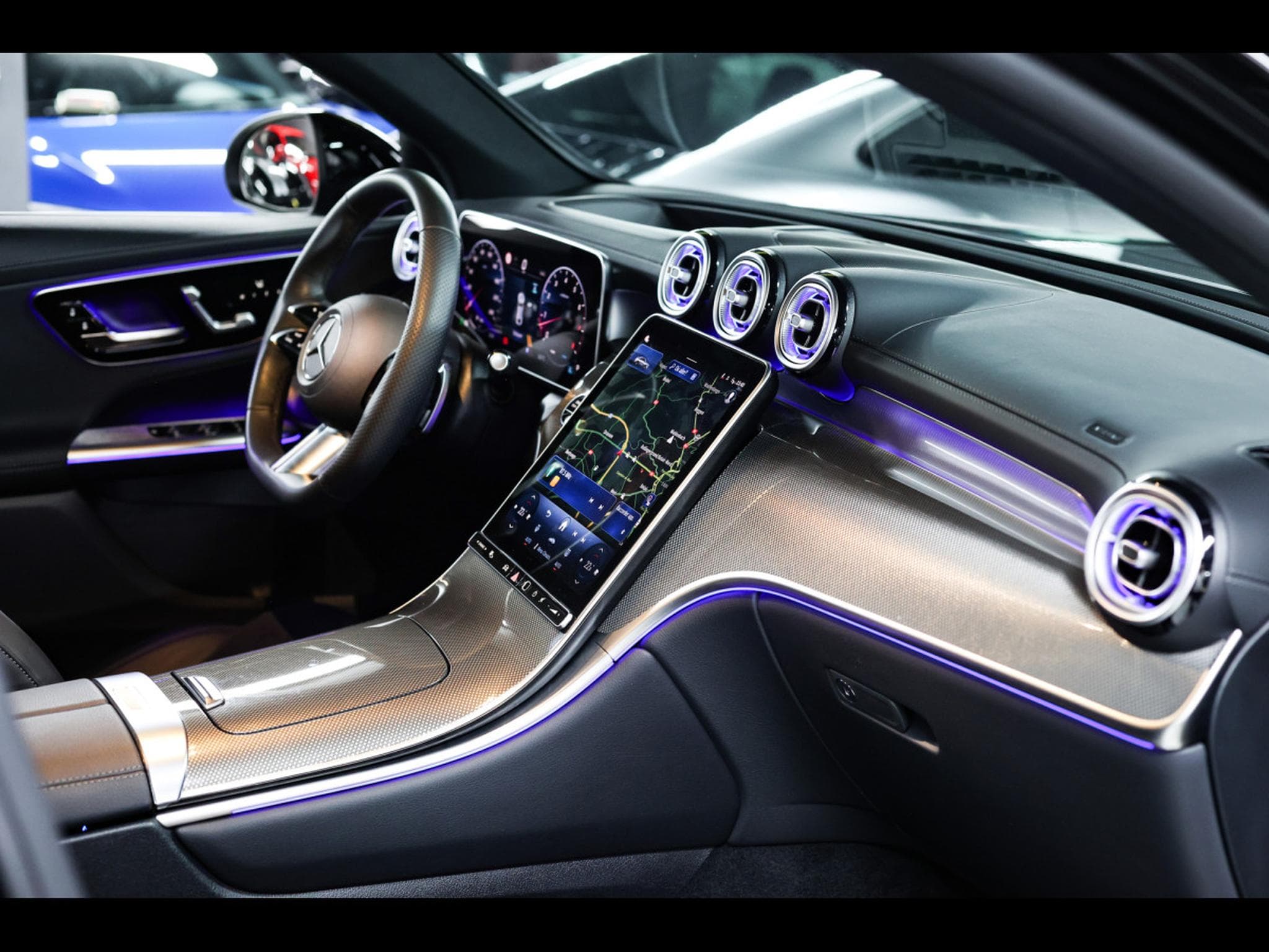 Mercedes GLC 200 COUPE 4MATIC AMG-LINE – PACK NIGHT - OBSIDIAN BLACK (2024) - Photo 18